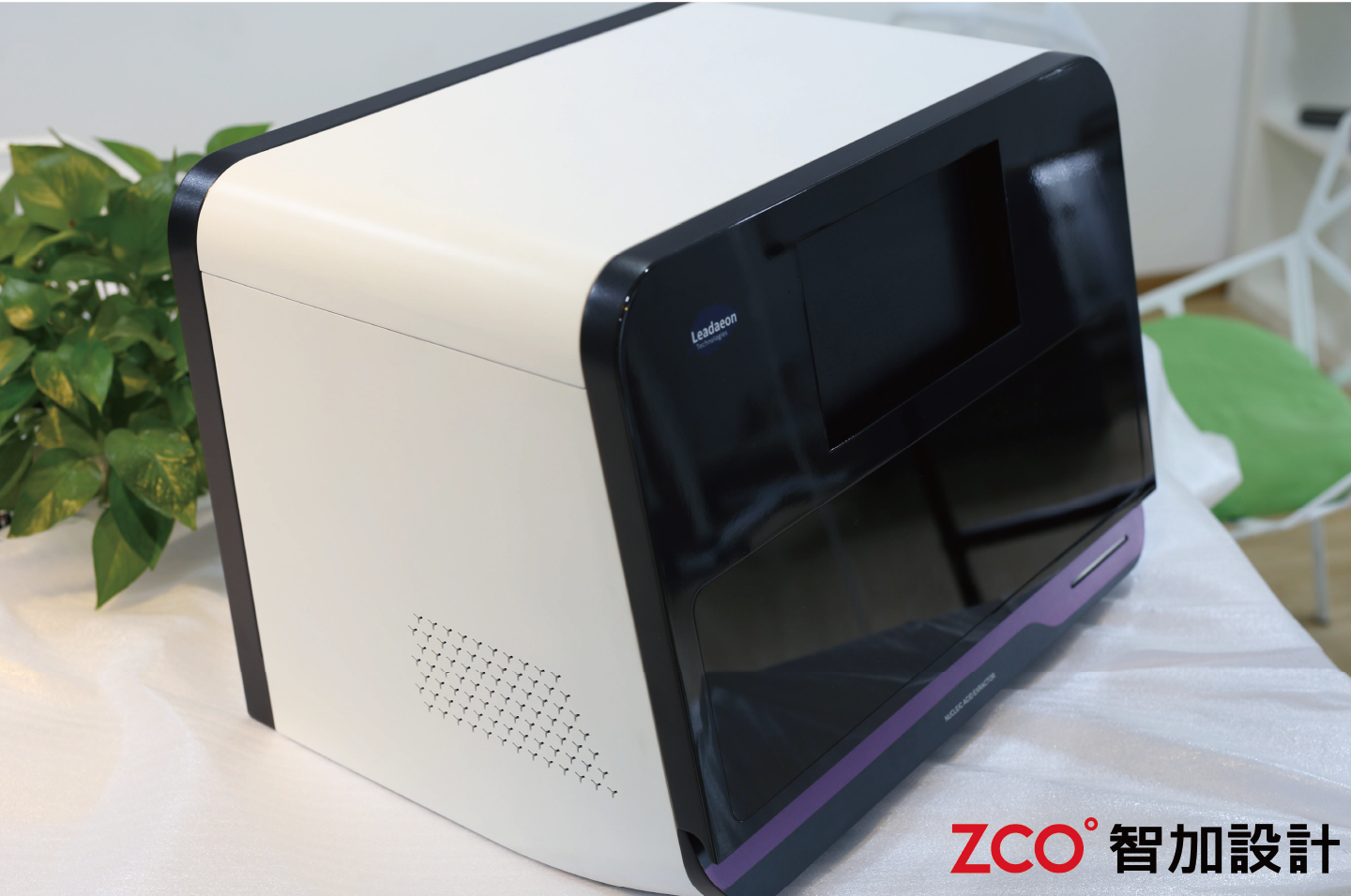 arc surface design，Soft texture，International Style，Fashion unique，