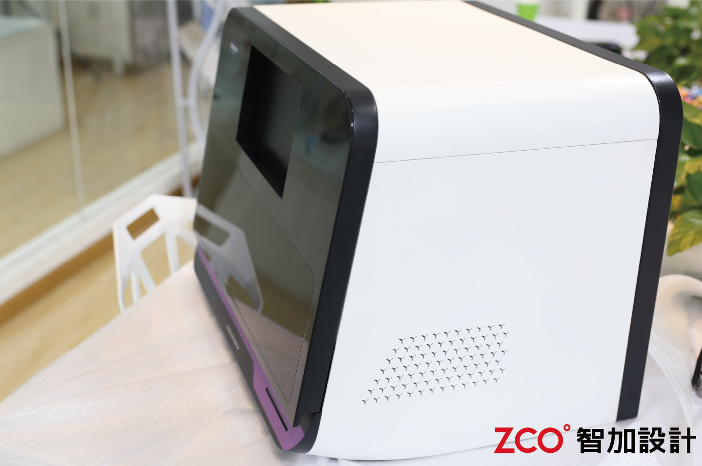 arc surface design，Soft texture，International Style，Fashion unique，