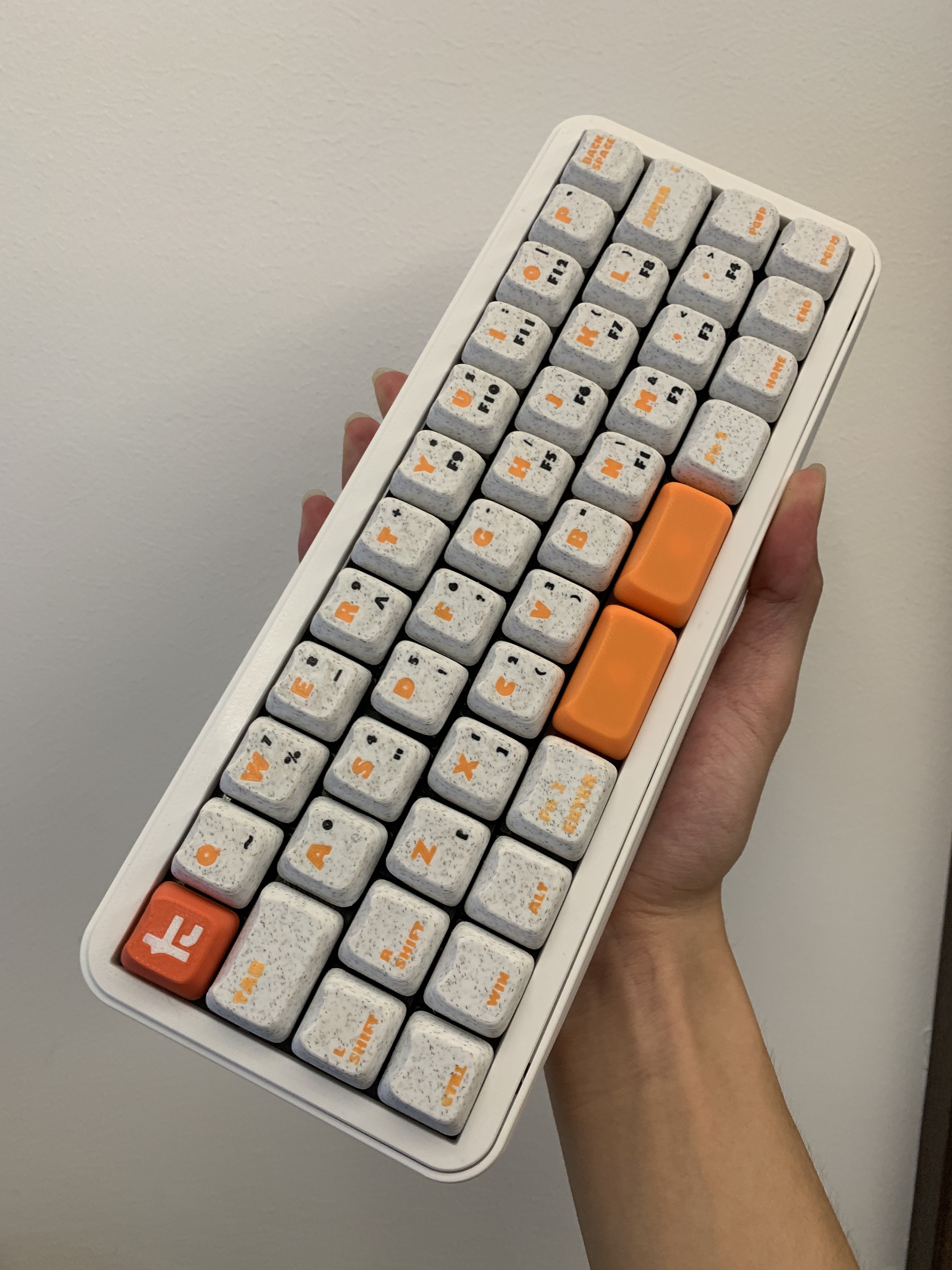 sample reels，keyboard，ammeter，GBA，Penholder，Ink Screen Word Card，recreational machines，