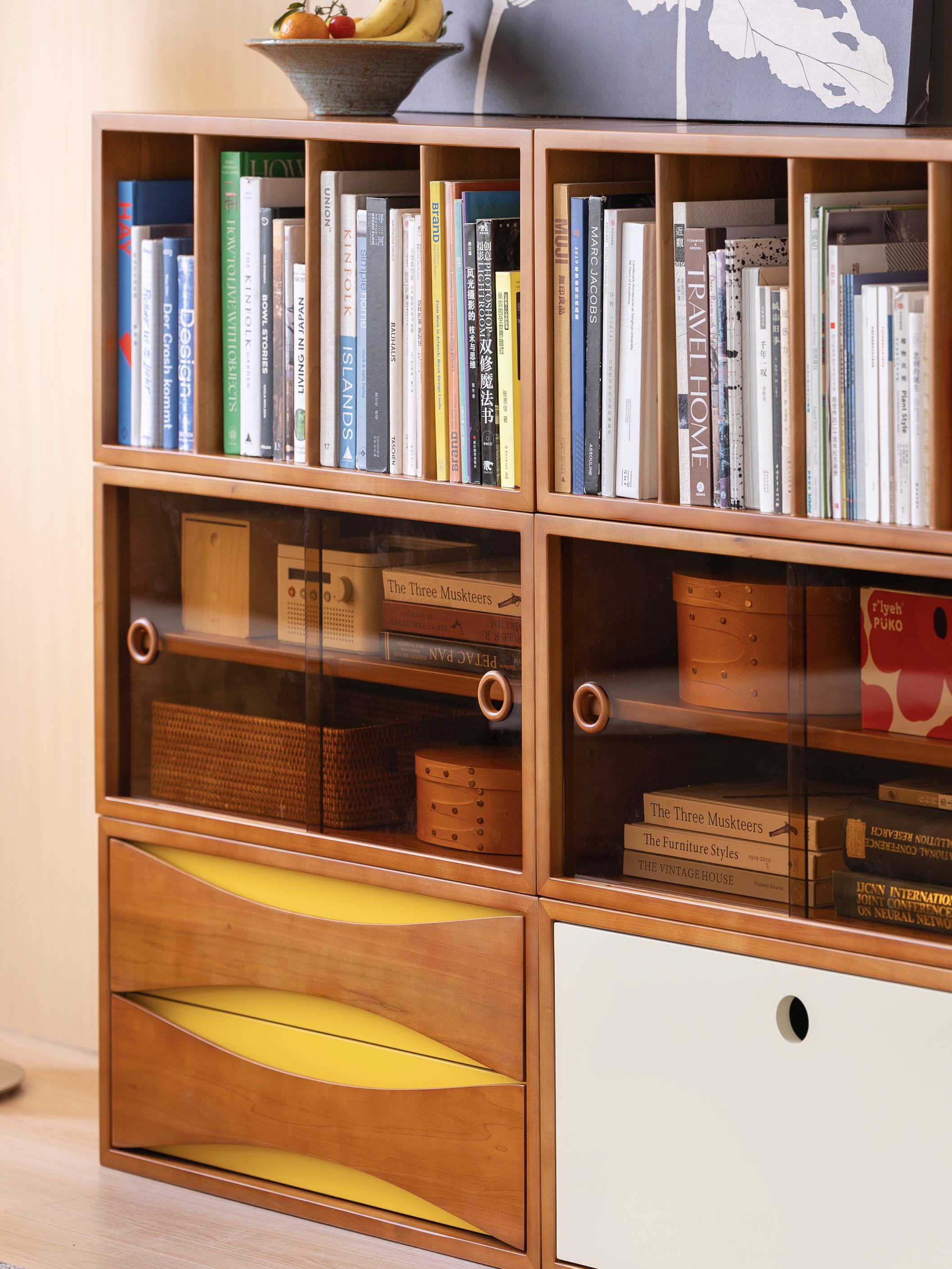 Original design，Side cabinet，Solid wood furniture，Residential Furniture，medieval furniture，furniture design ，