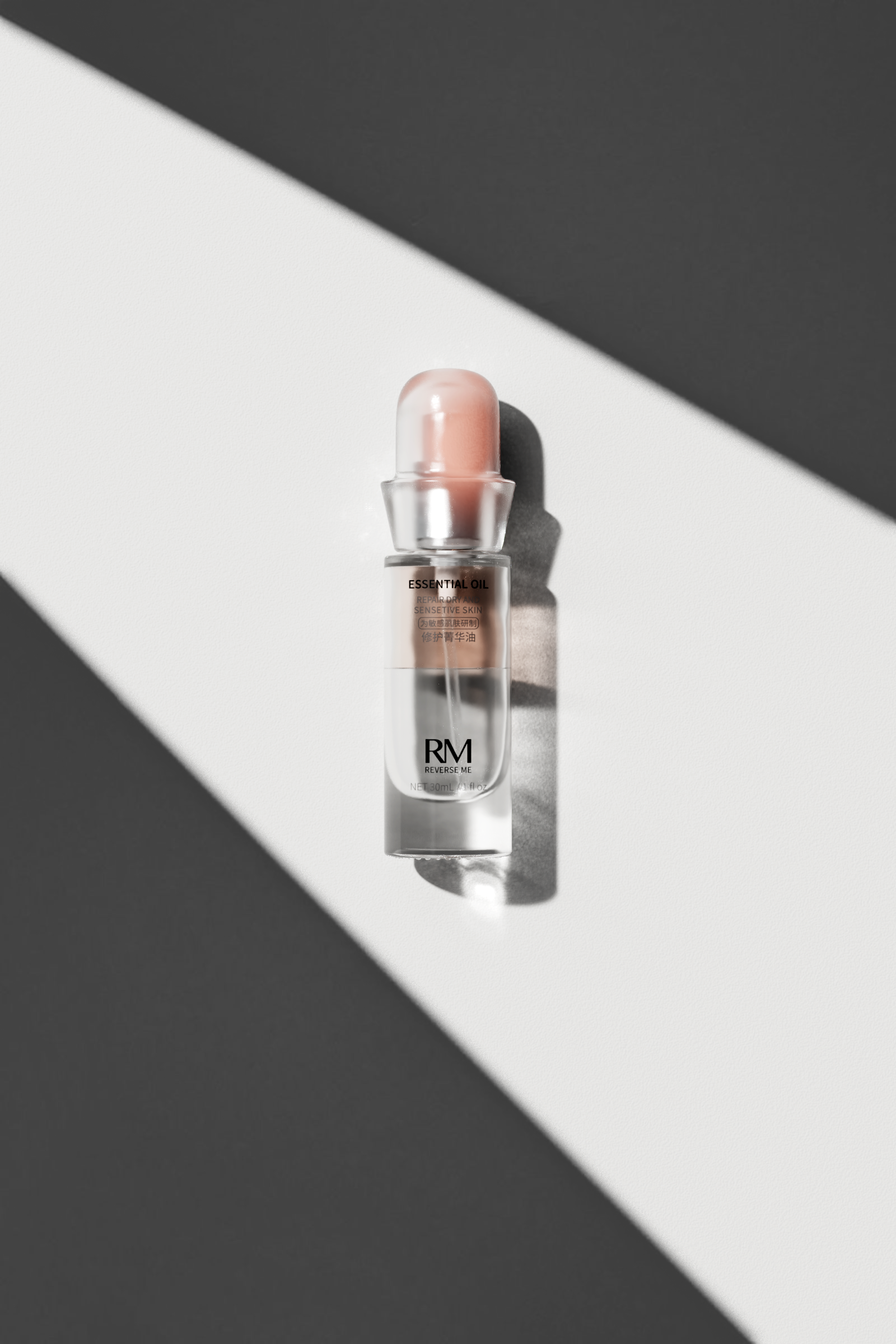 essence bottle，Bottle design，packing，product design，industrial design，Glass bottles，