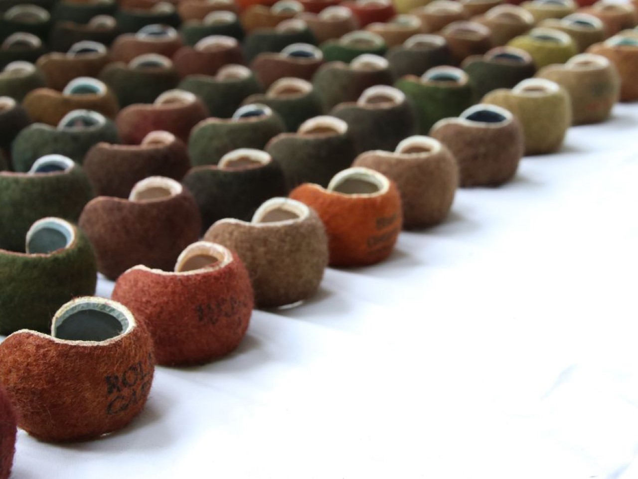 Tennis，Secondary recovery，Sustainability，Noise prevention，