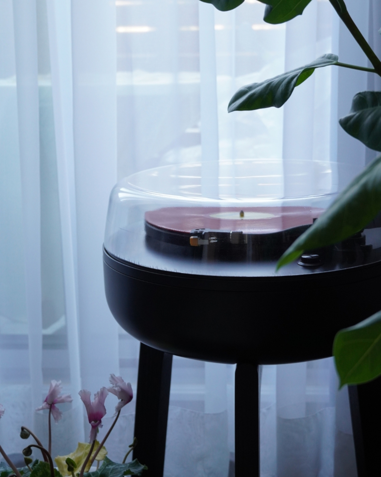 jukebox，Turntable，multi-function，Side table，Artwork，