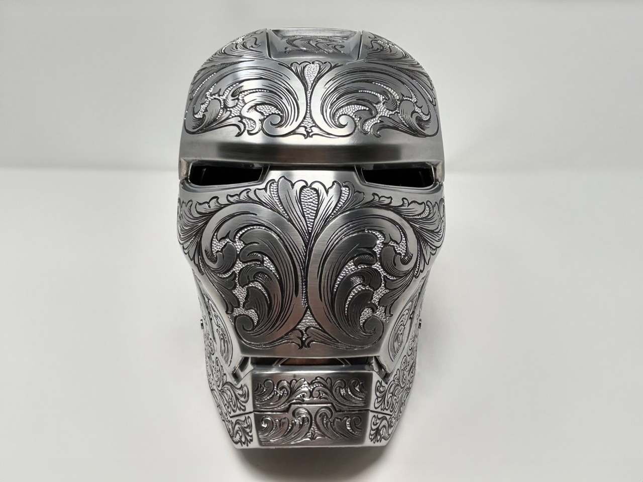 Stark ，face shield，Iron Man，Baroque style，Retro，