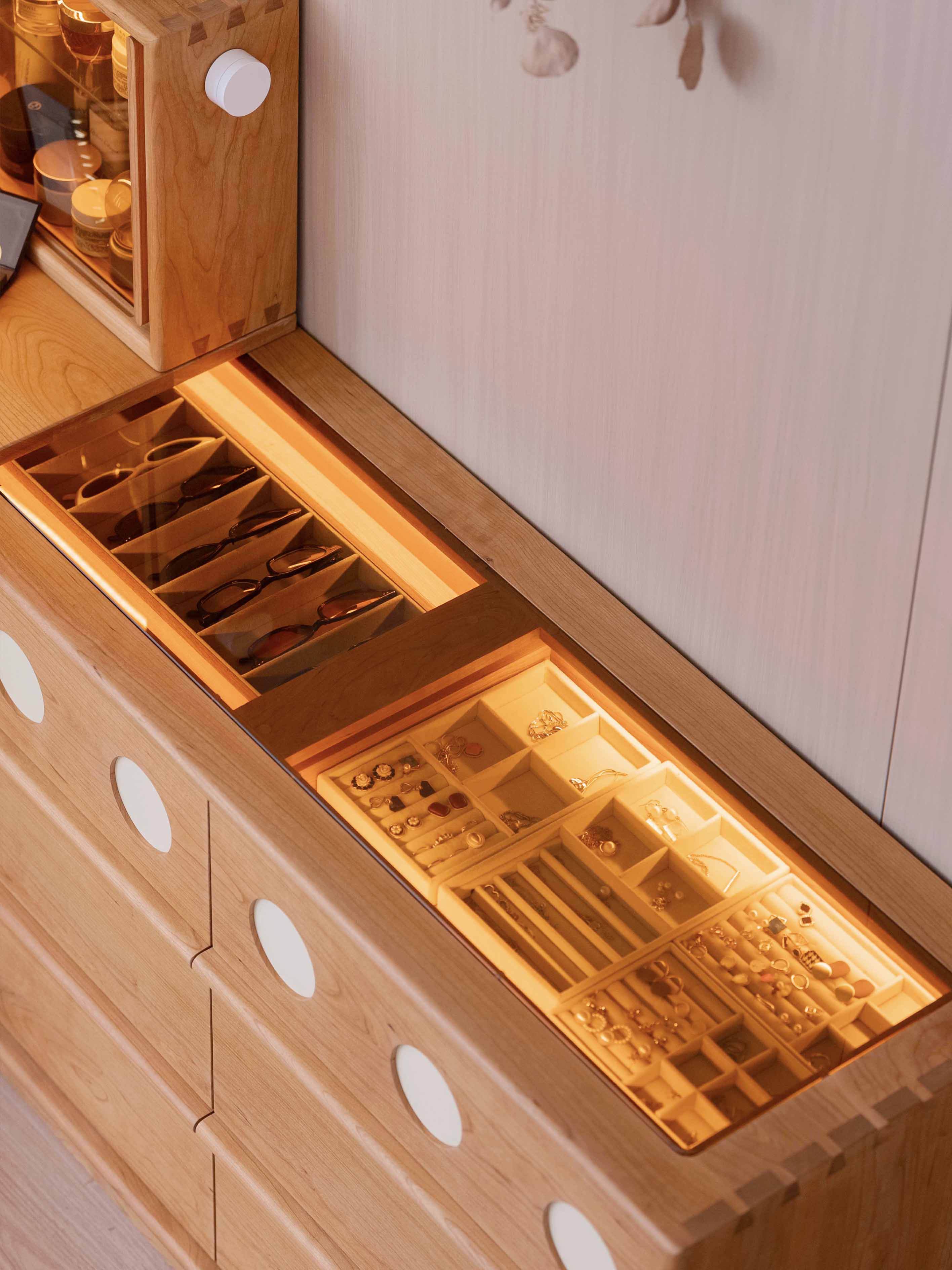 Original design，medieval furniture，Dresser design，Residential Furniture，furniture design ，Solid wood furniture，