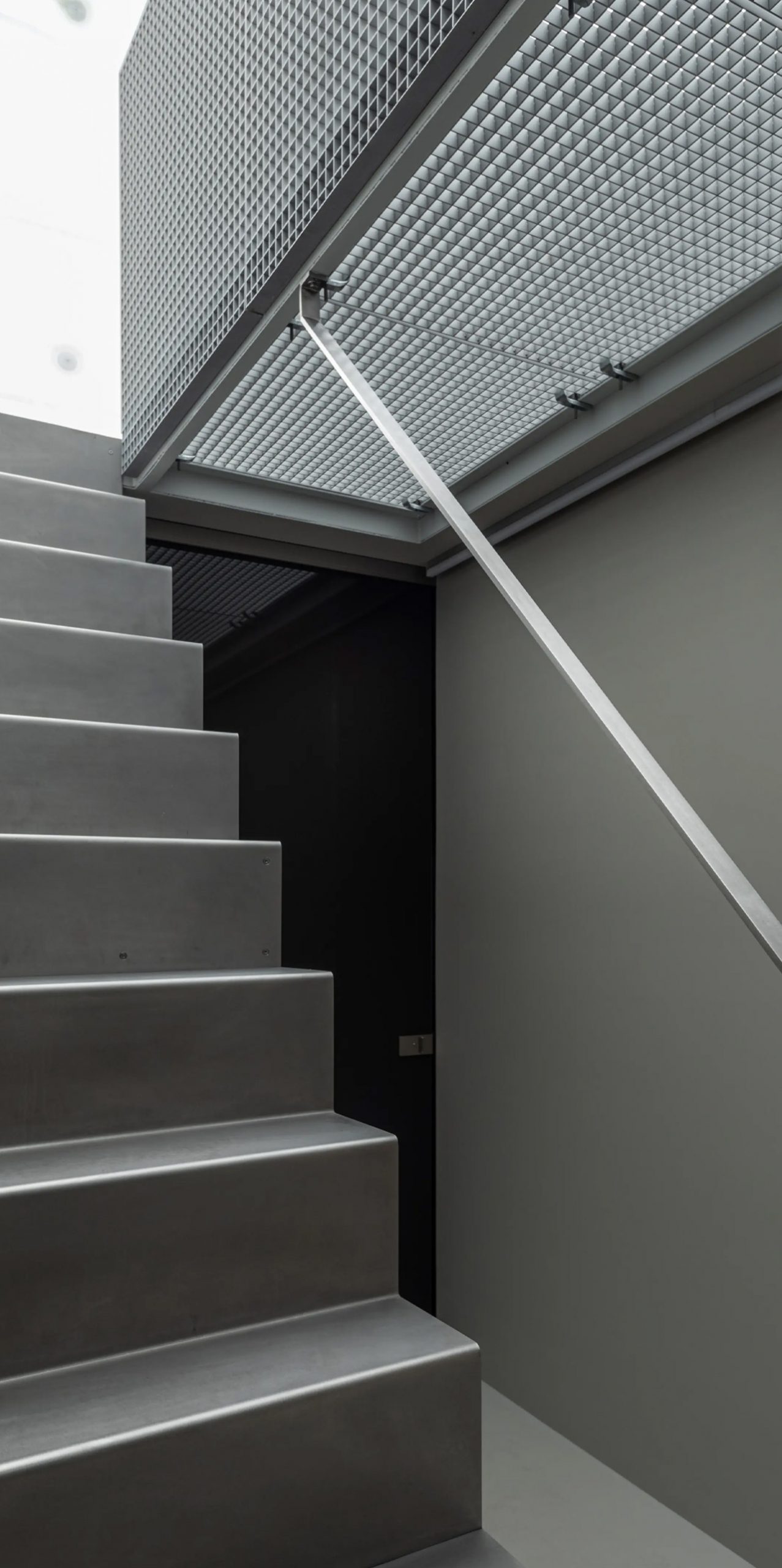 Mini House，Stainless steel biaxial，Luxembourg，Outdoor Residence，