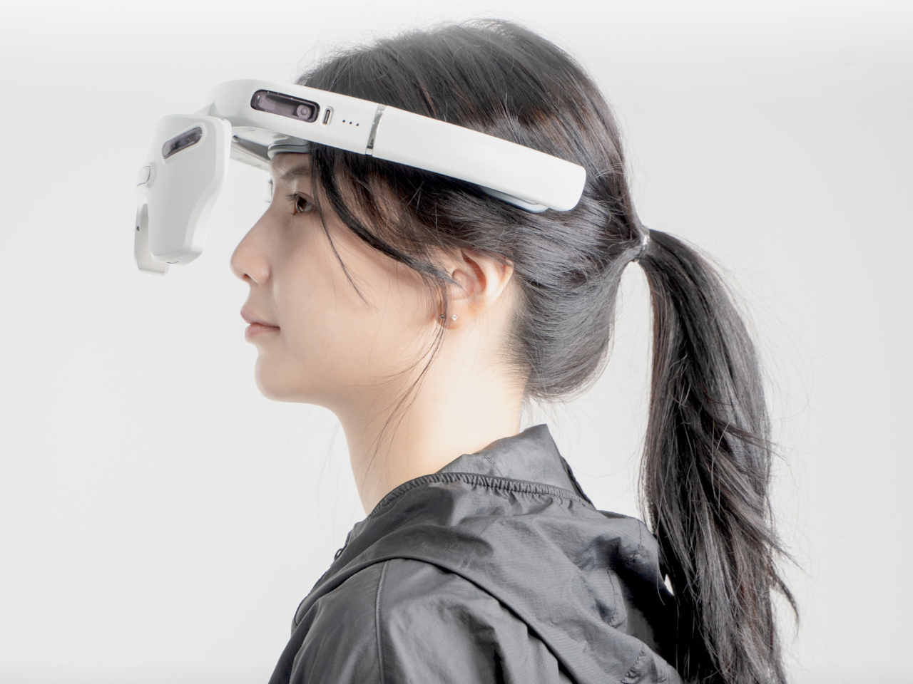 Mixed reality，Headband Design，reversible，User experience，virtual reality，