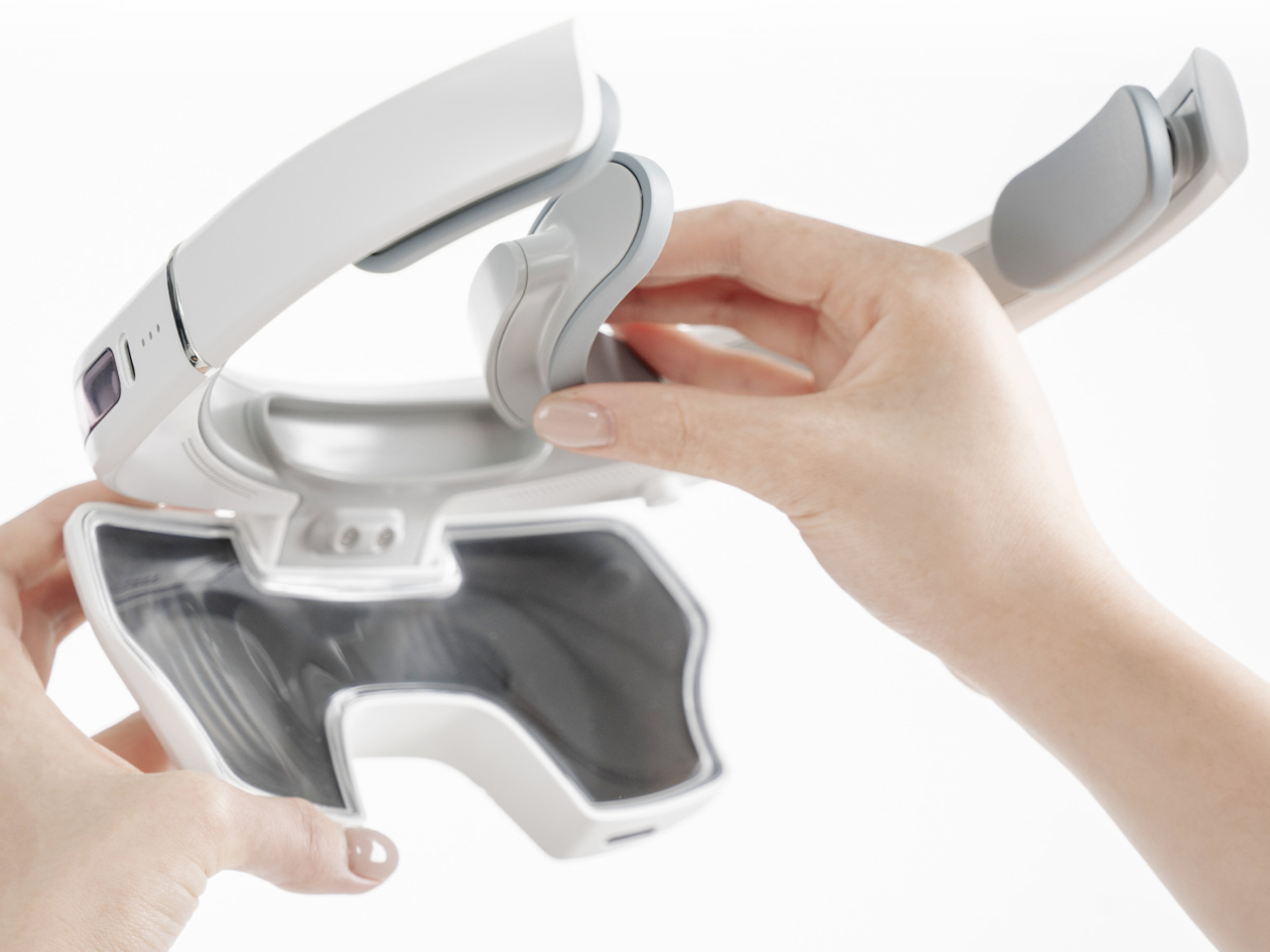 Mixed reality，Headband Design，reversible，User experience，virtual reality，