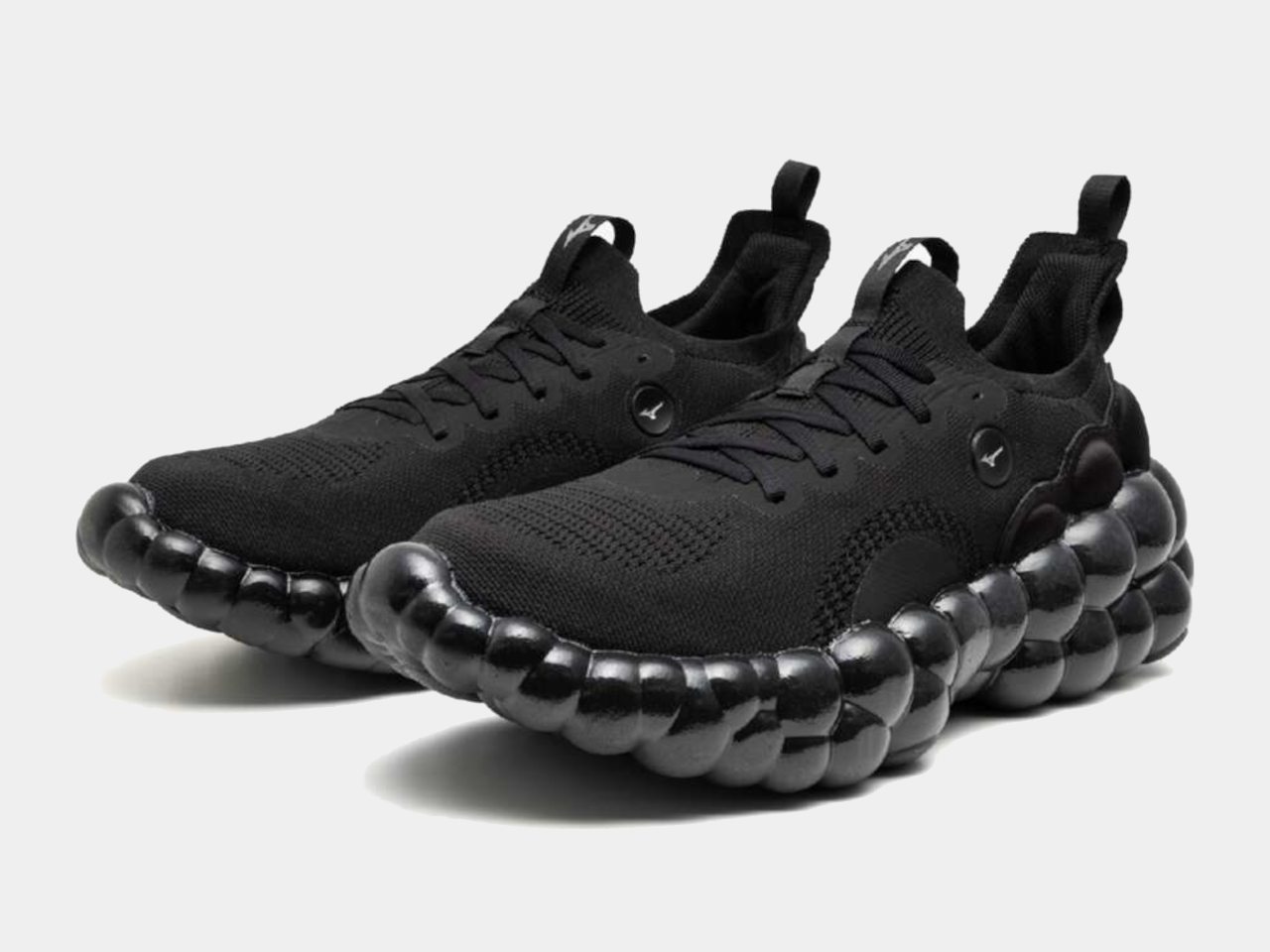 Mizuno，spherical structure，Osaka World Expo，Elastic design，sneakers，