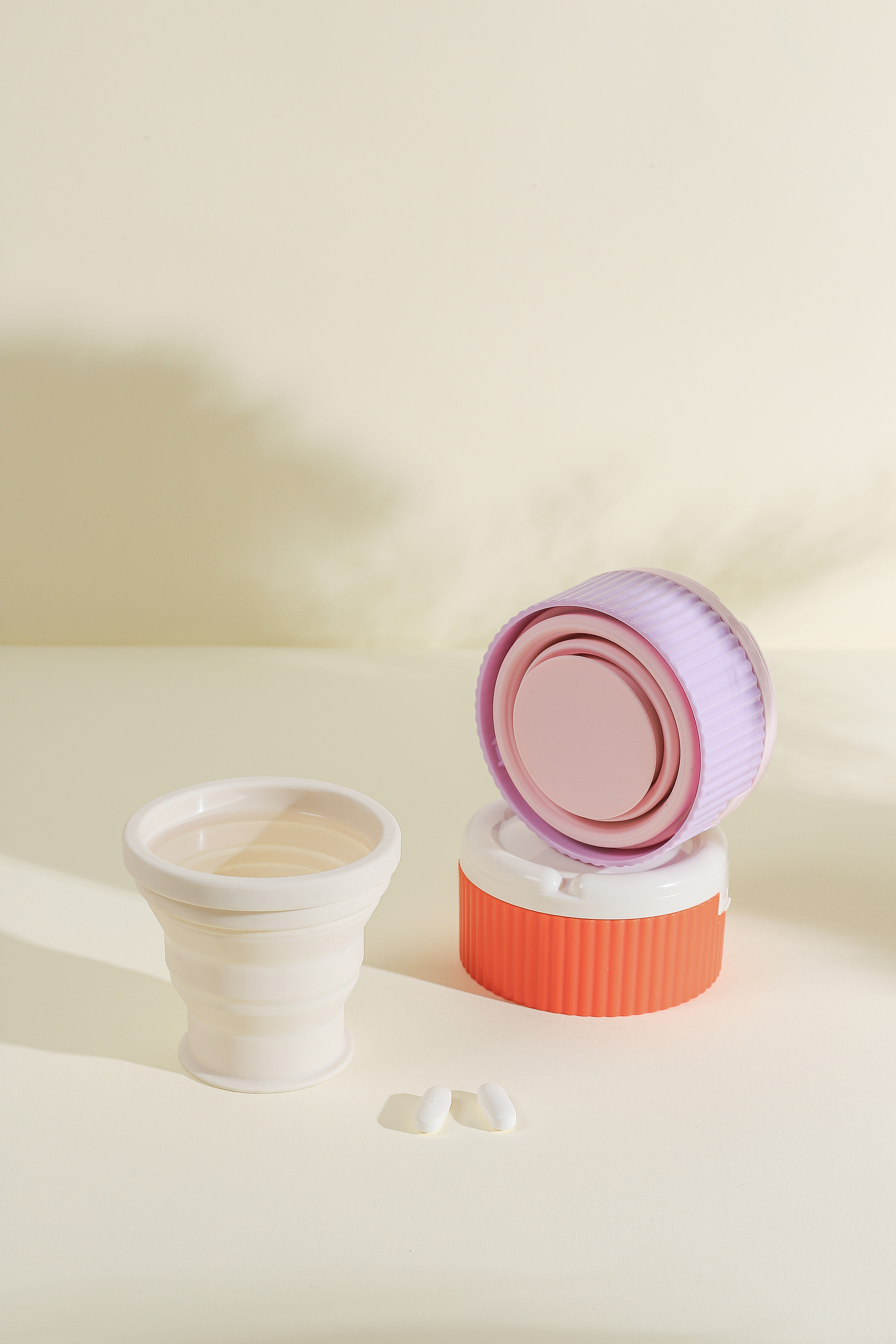 Medicine box，Medicine Box Water Cup，Multi-function medicine box，product design，Gehu，