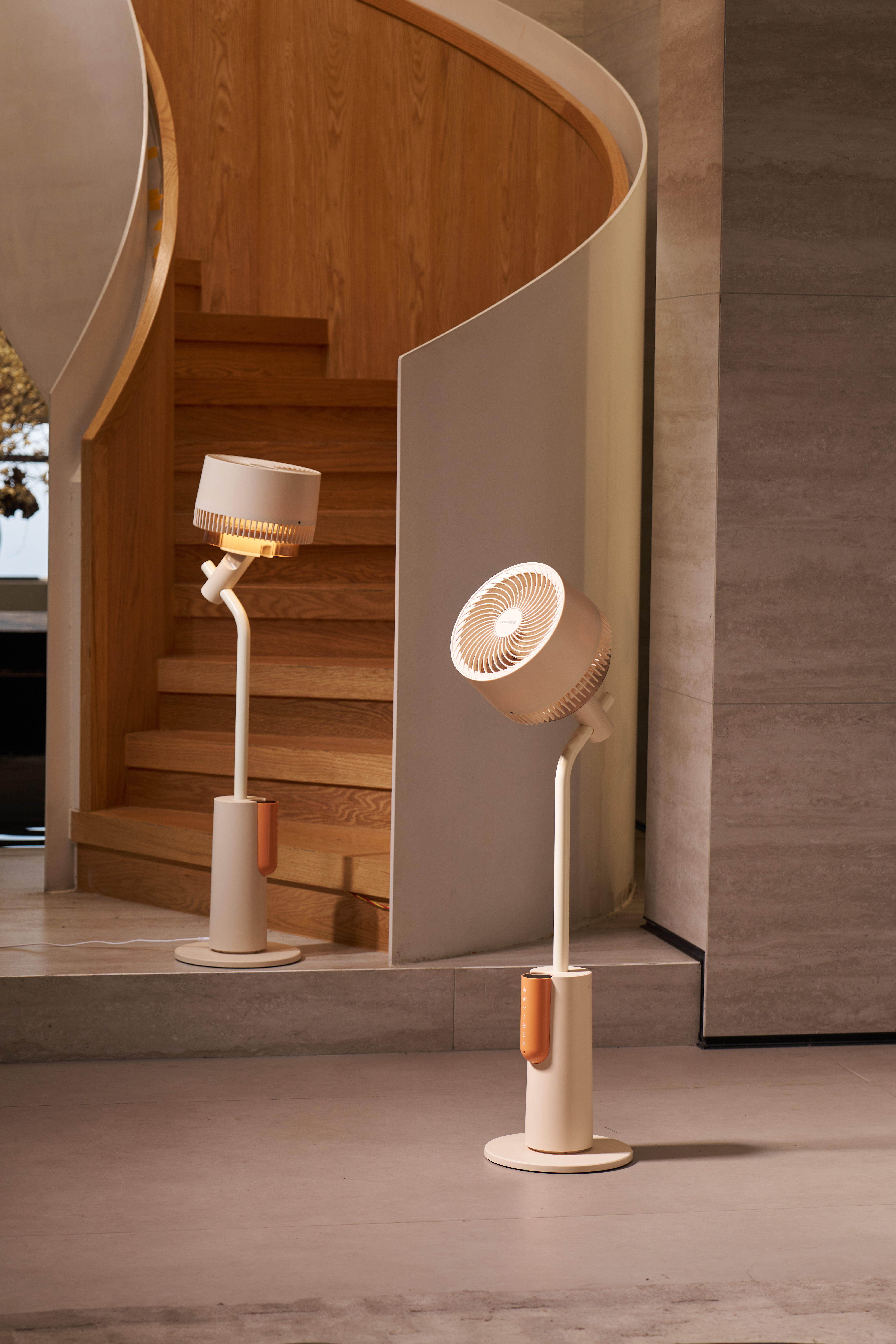 product design，industrial design，stand fan ，Atmosphere lamp electric fan，