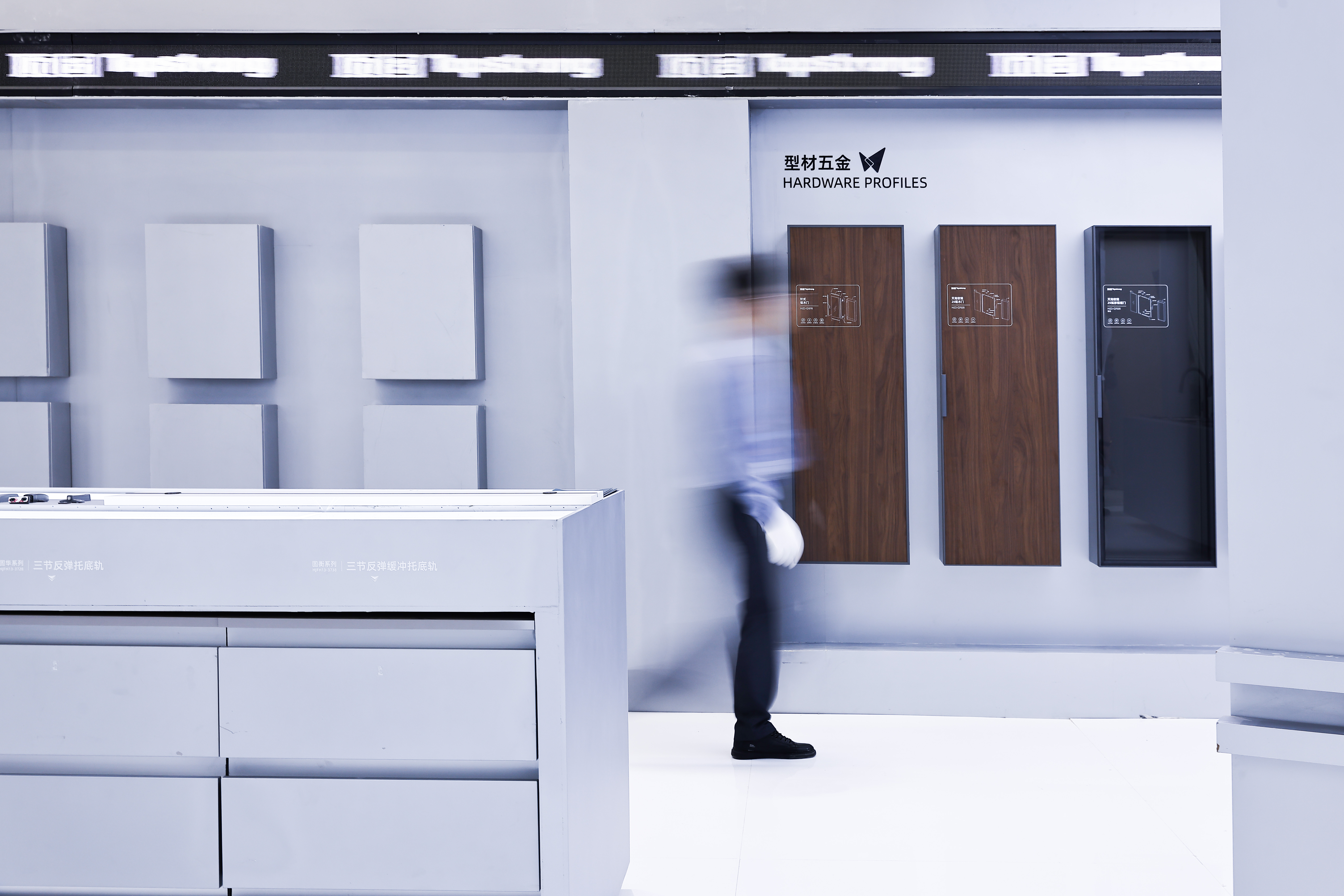 Design and build，space design ，product design，Brand TVC，Design and build，Brand advertising，space design ，Display design，product design，Brand TVC，Exhibition Hall Exhibition，industrial design，Brand advertising，Display design，Exhibition Hall Exhibition，industrial design，