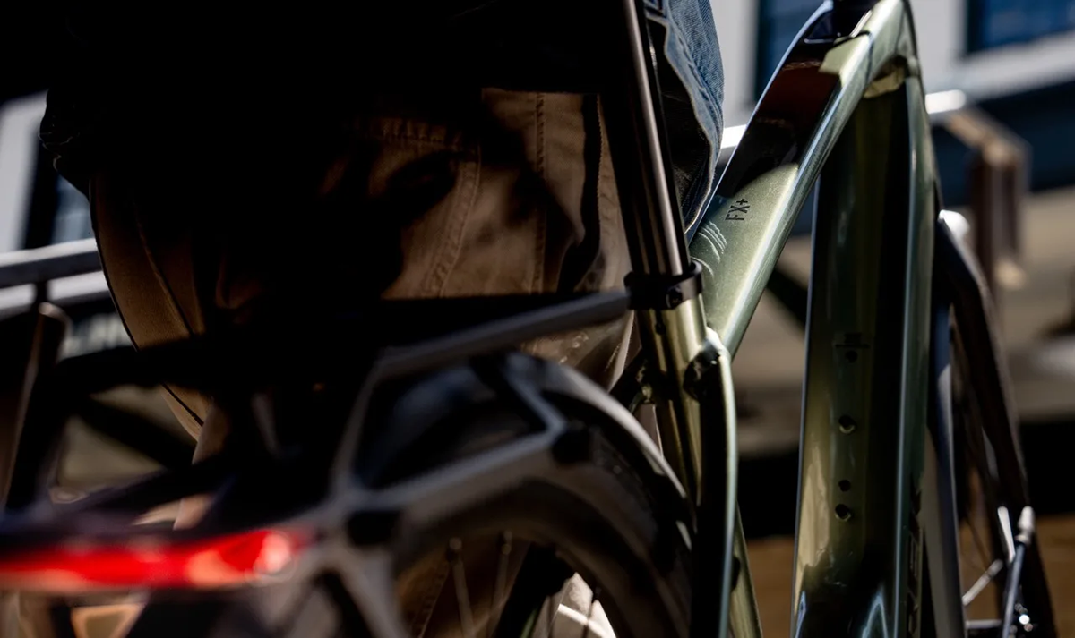 trek，Bicycle，vehicle，Outdoor equipment，