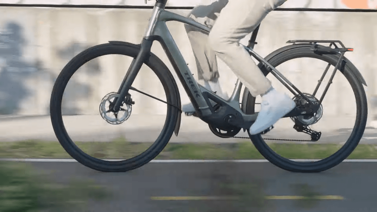 trek，Bicycle，vehicle，Outdoor equipment，