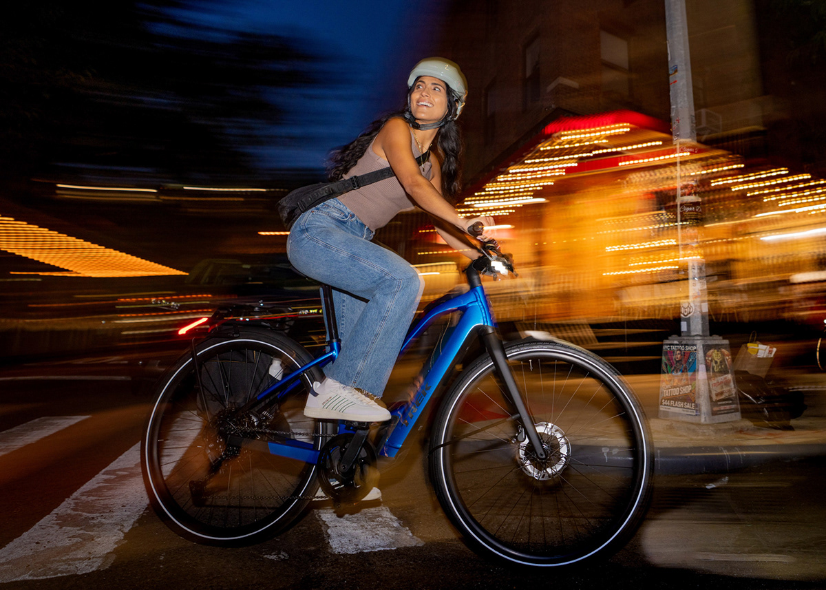 trek，Bicycle，vehicle，Outdoor equipment，