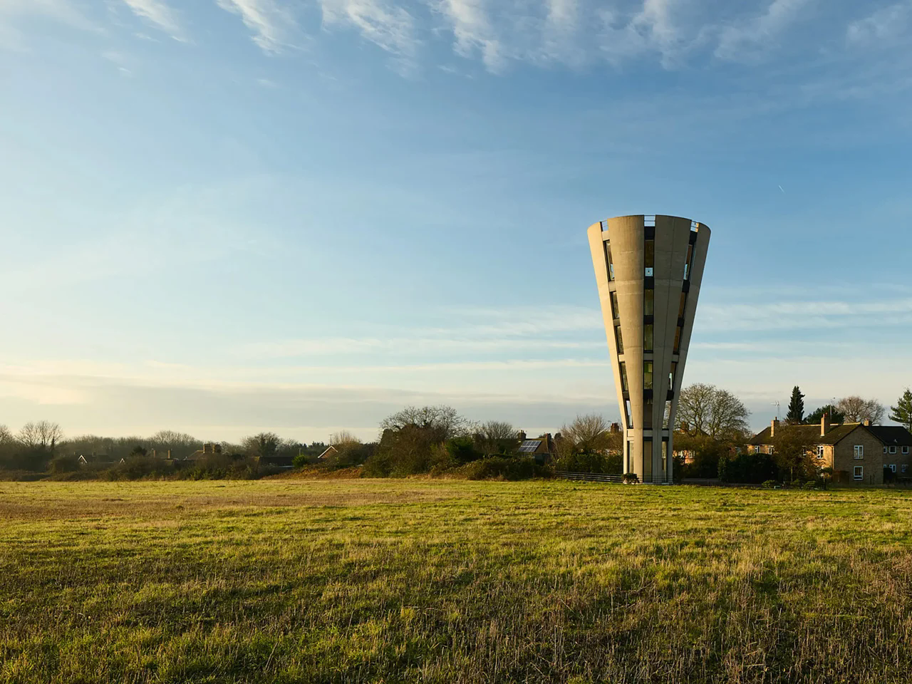 Architecture，Vacation house，house，water tower，