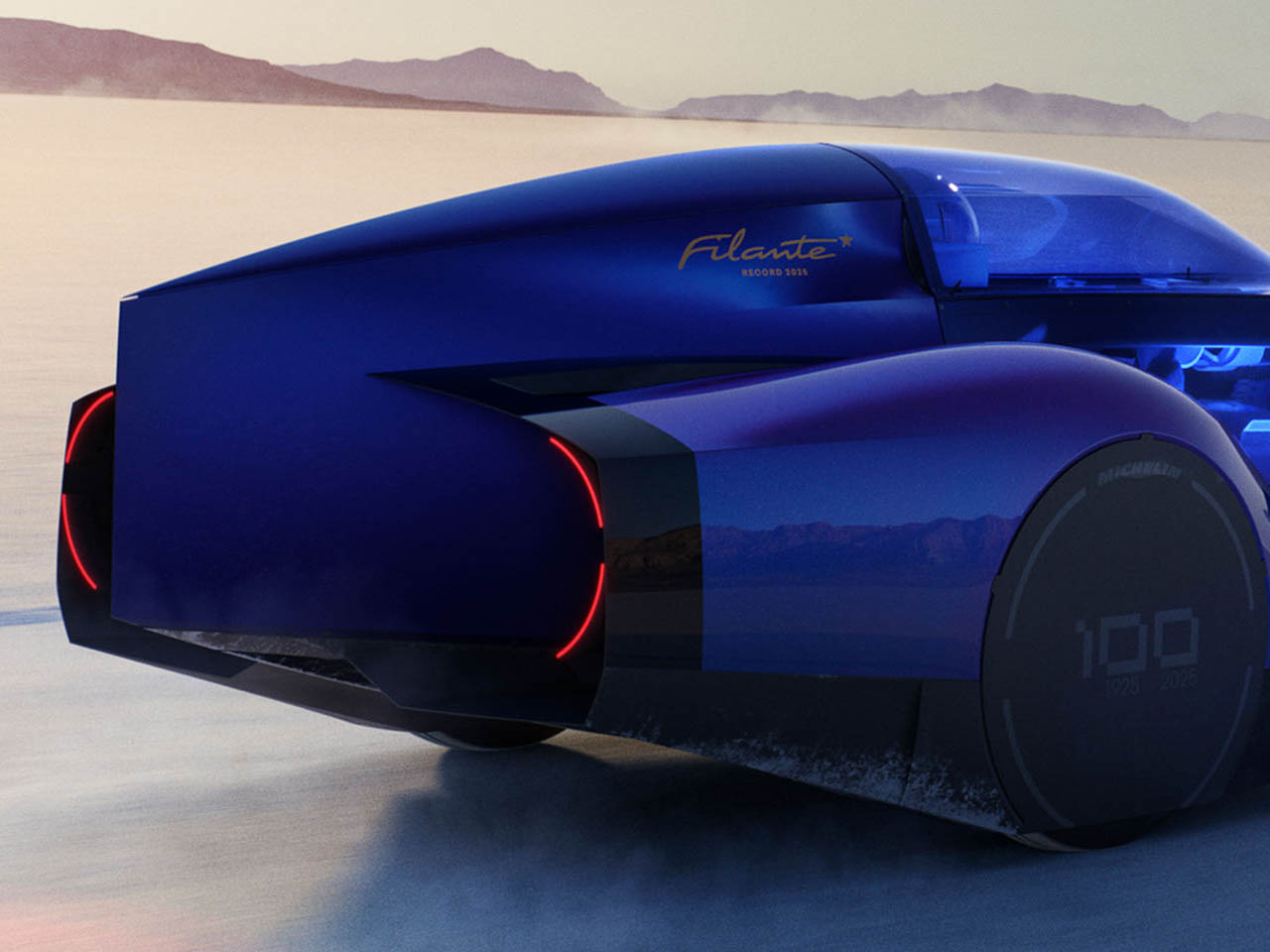 Renault，Batmobile，Concept electric car，aluminum carbon fiber，steel alloy，