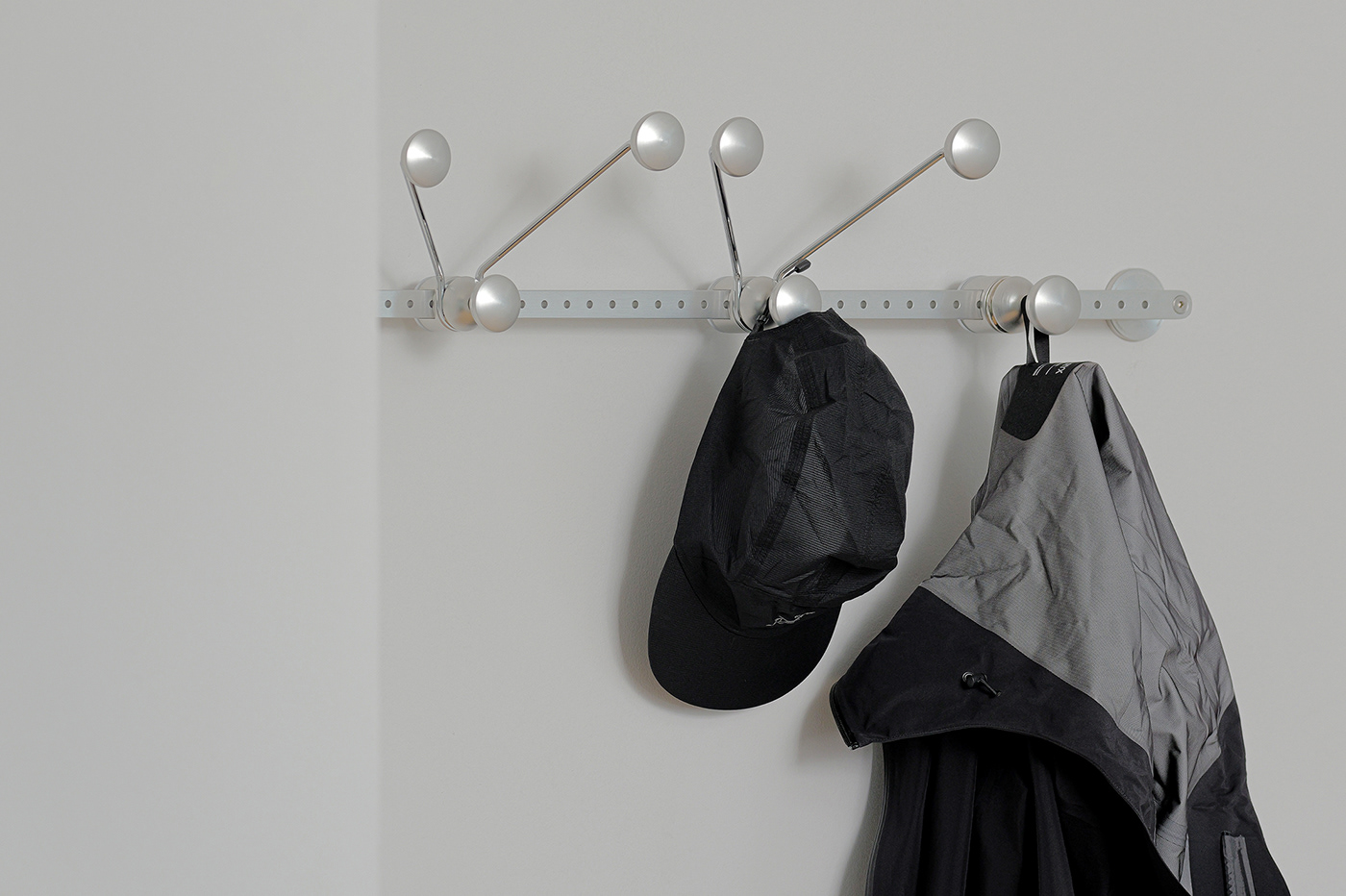 Dot Hanger，staff，Track system，Clothes hanger，multi-function，