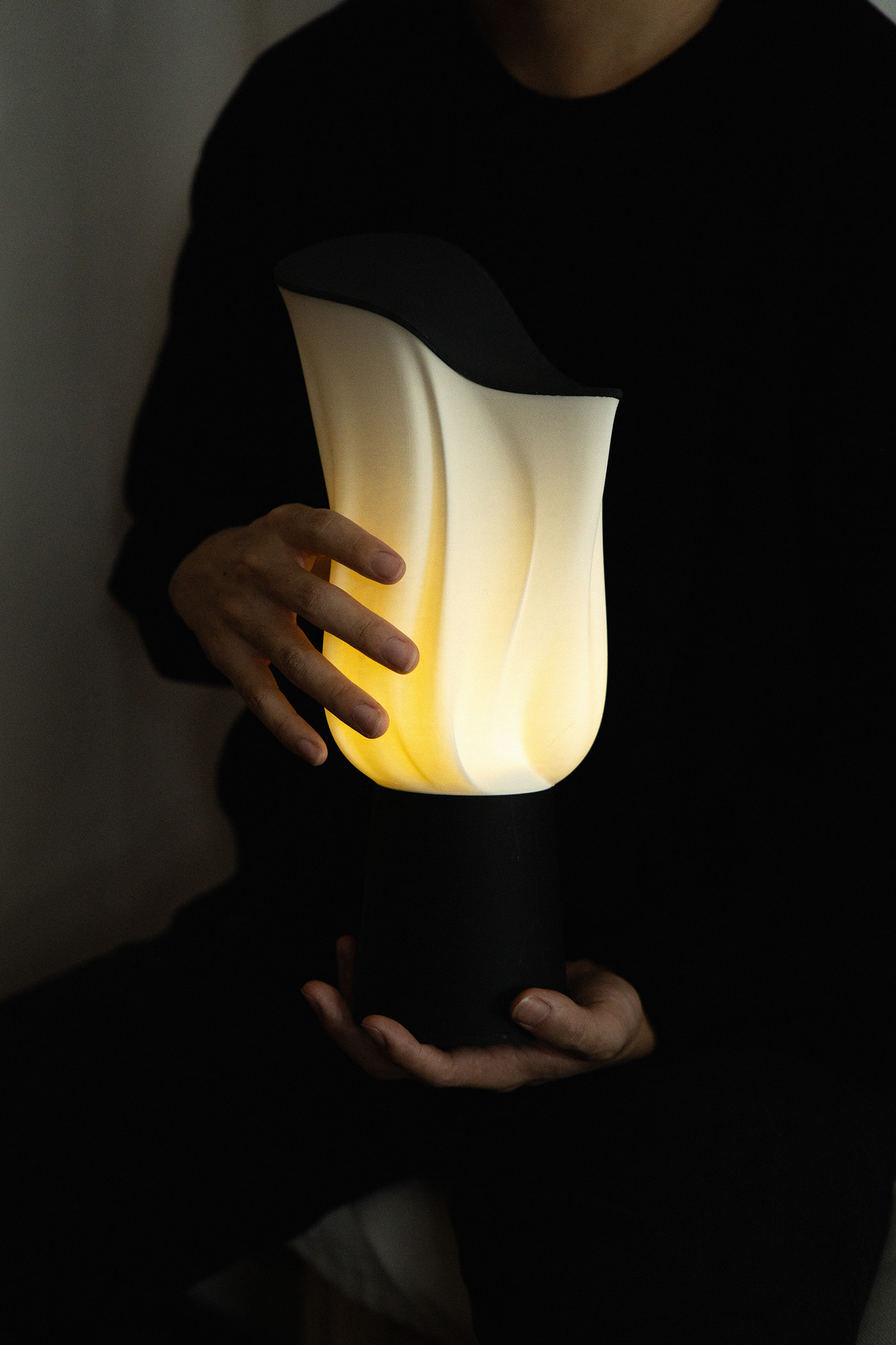 Soffio lamps，Lighting design，Wireless charging，Phyne，Interior decoration，