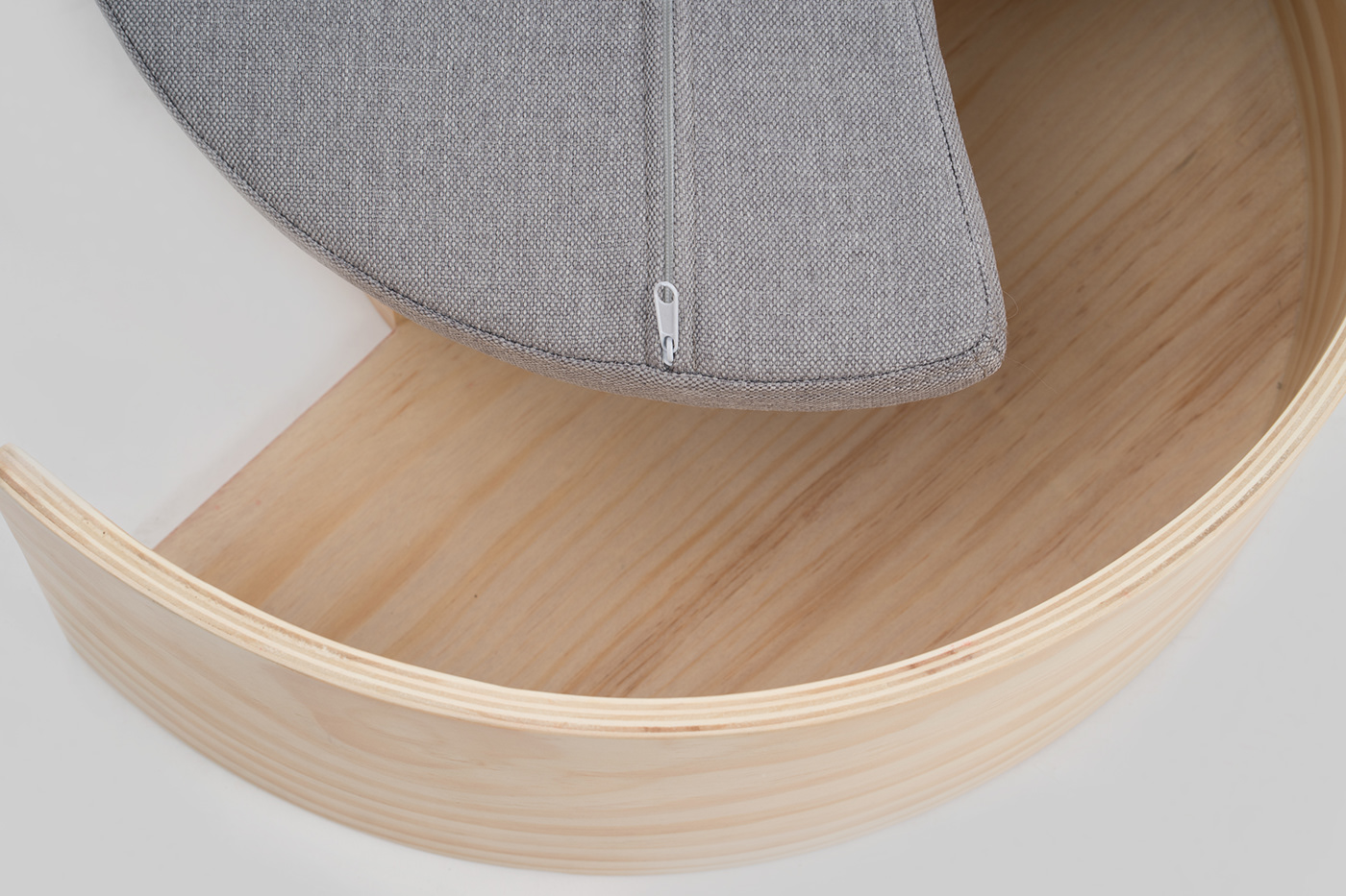 Kitty，cat，Pet Supplies & Pet，Pet surroundings，ball，small bell，Cat fighting ball，Cake，Cage drawer，Cylindrical modeling，Bamboo，steamer，