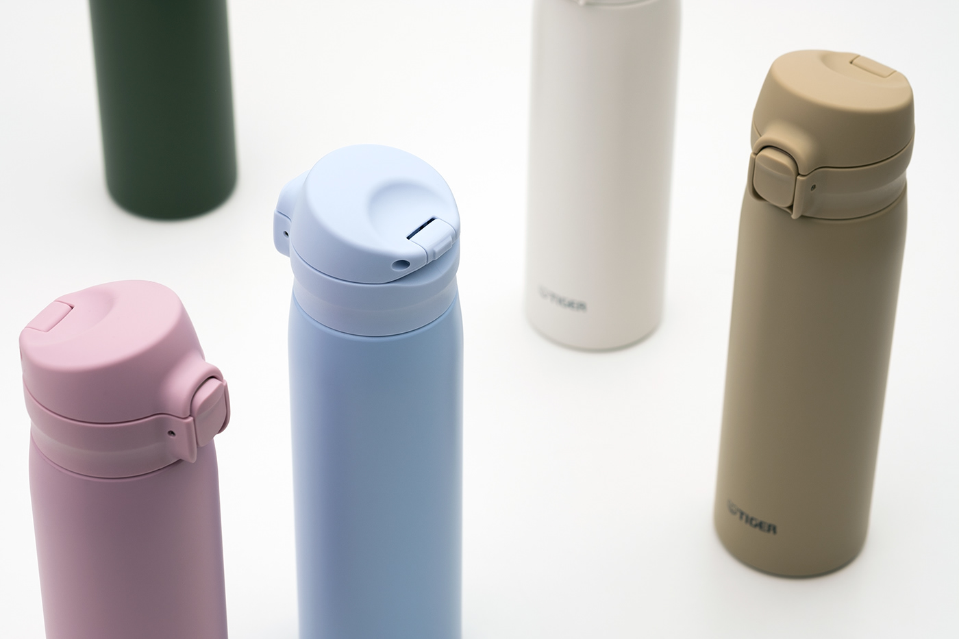 vacuum insulation，Tiger Corporation，MKR，Portable design，experience，