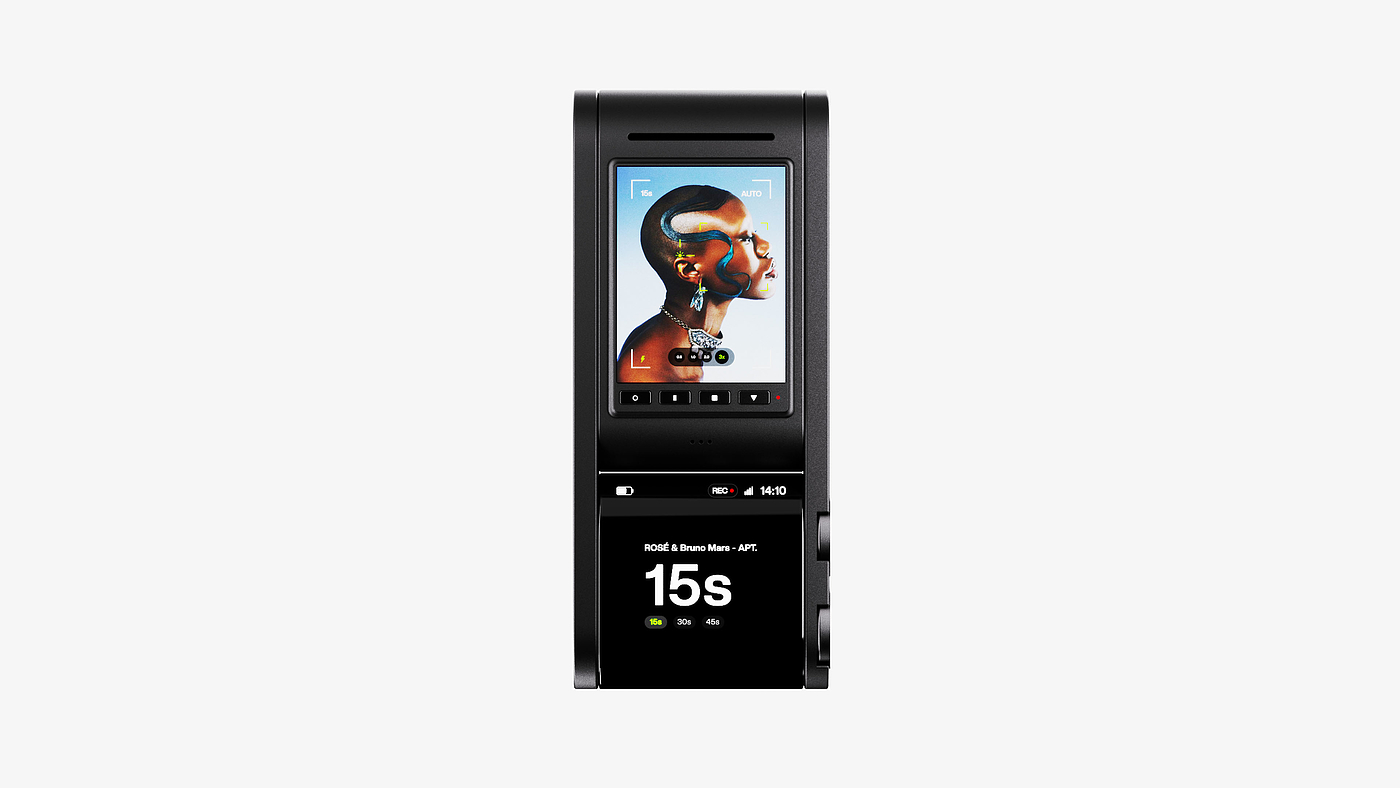 Rotating display，Portable camera，Steady shooting，Camera CLIPS，Portability，