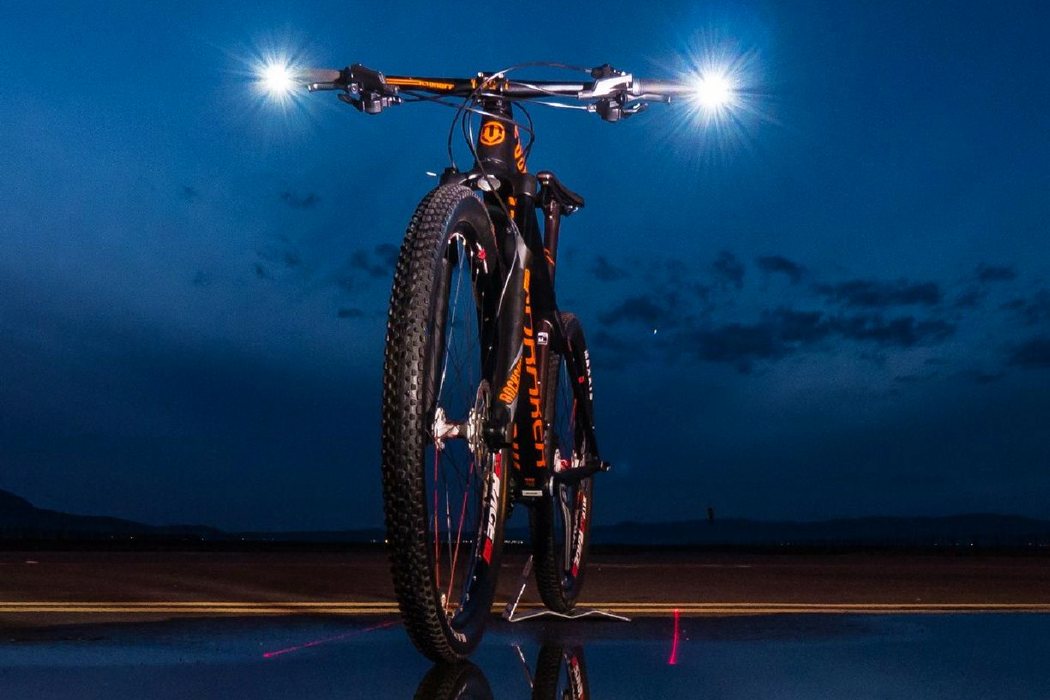 Snow，Bicycle，lamps and lanterns，