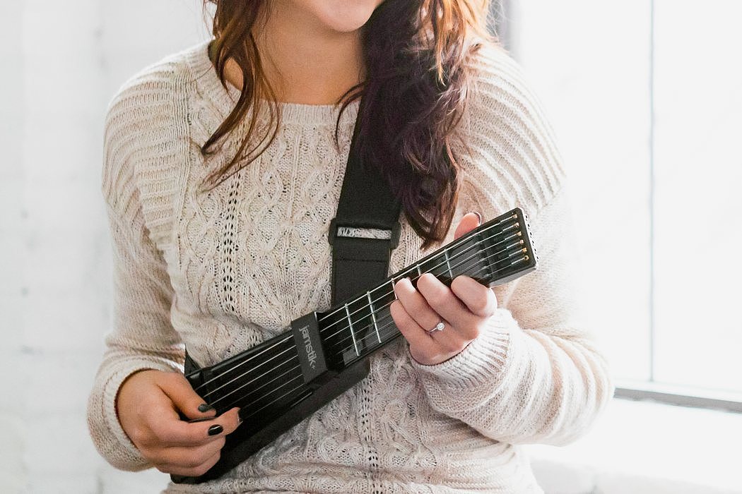 Mini，intelligence，guitar，