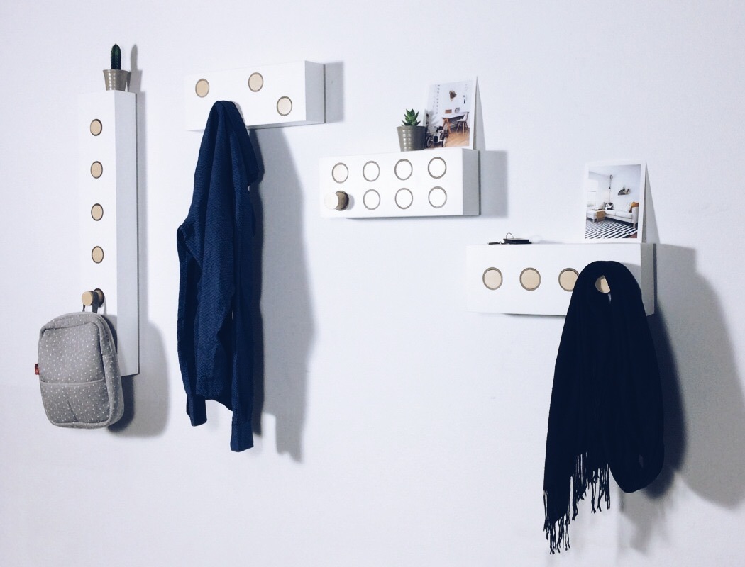 Paula Terra Bos，BULLET PRESSURE，interaction，coat hanger，
