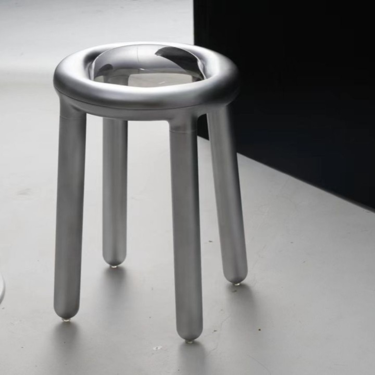 chair，Bubble Stool，thermoplastic polyurethane，gasbag，Protective effect，