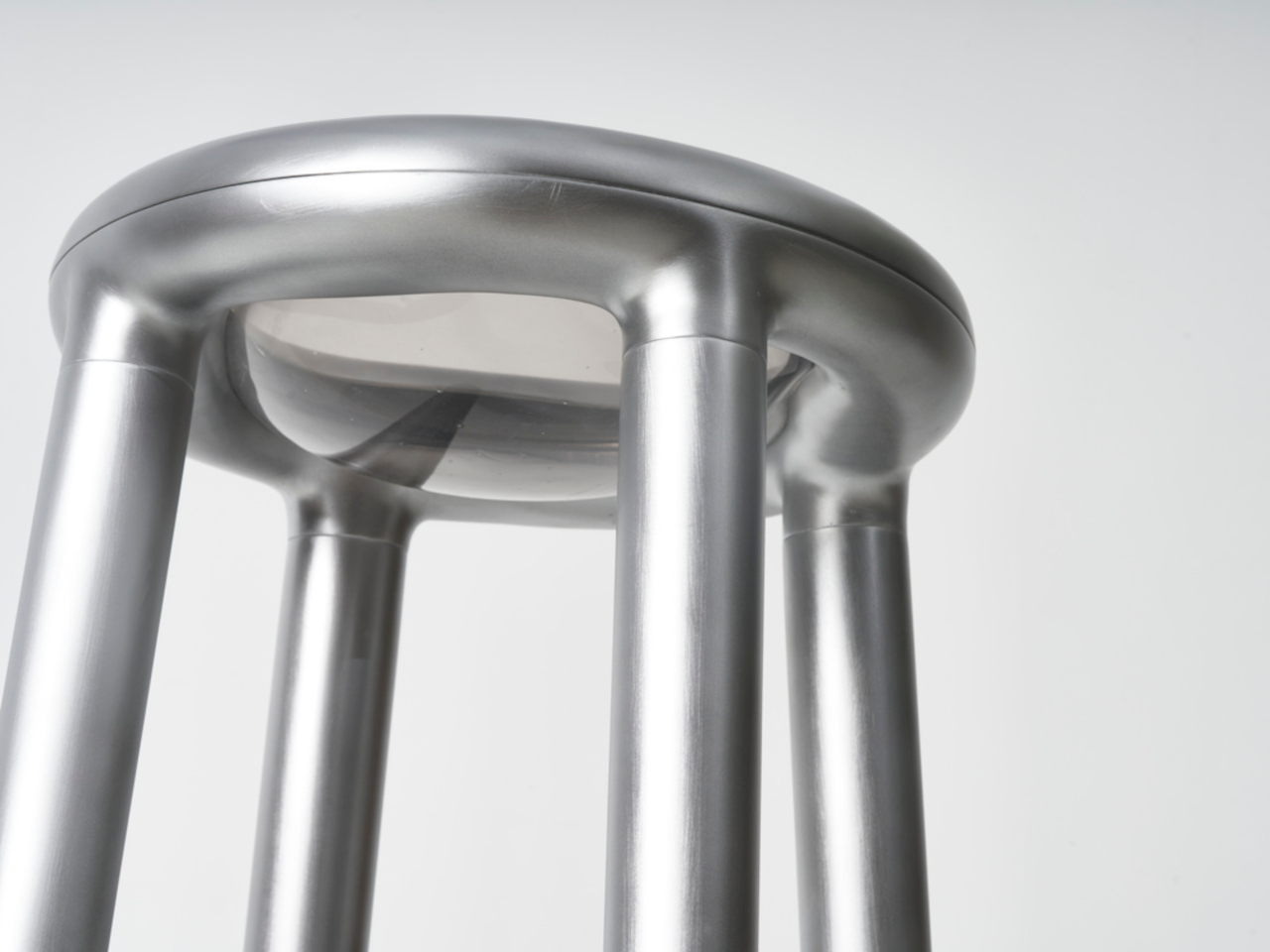 chair，Bubble Stool，thermoplastic polyurethane，gasbag，Protective effect，