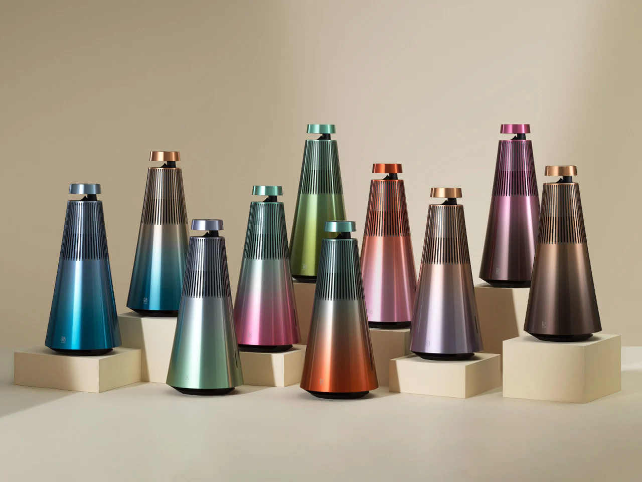 Beosound 2 Gradient，loudspeaker box，Digital，electronic product，