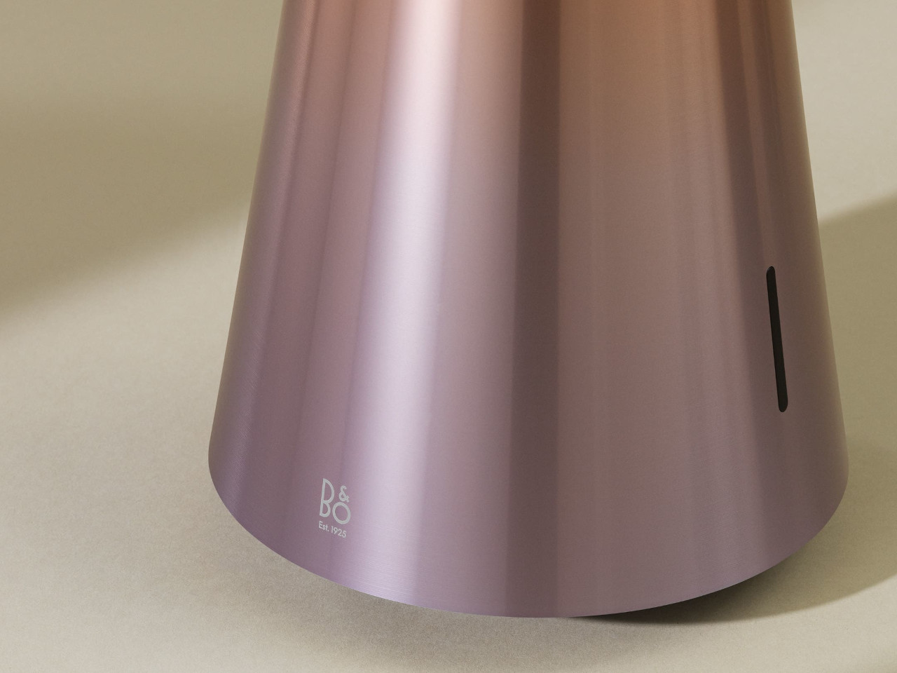 Beosound 2 Gradient，loudspeaker box，Digital，electronic product，