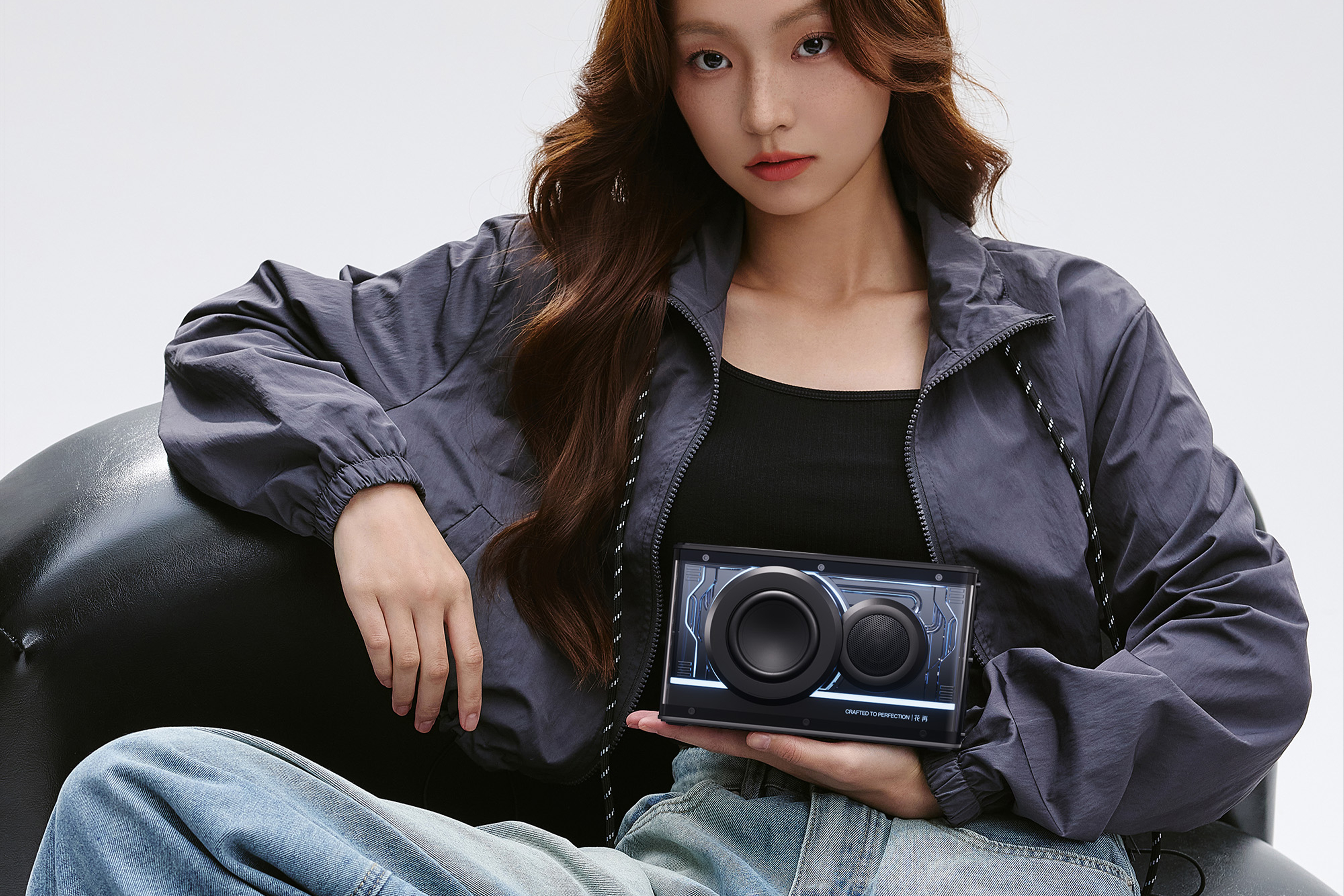 loudspeaker box，E-sports，outdoors，flowers again，Rambler，