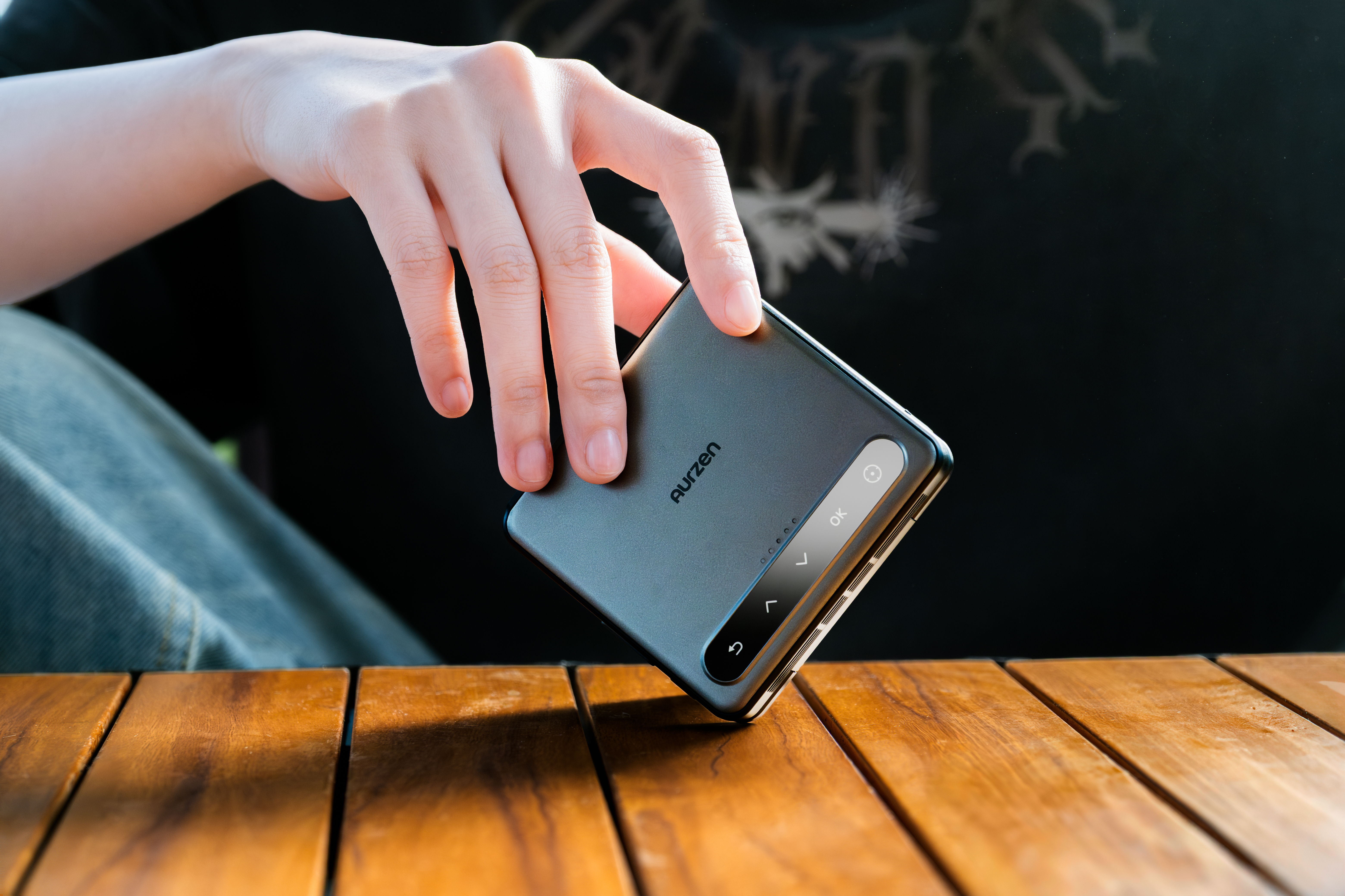 Three folding, projector, industrial design, Zhe，