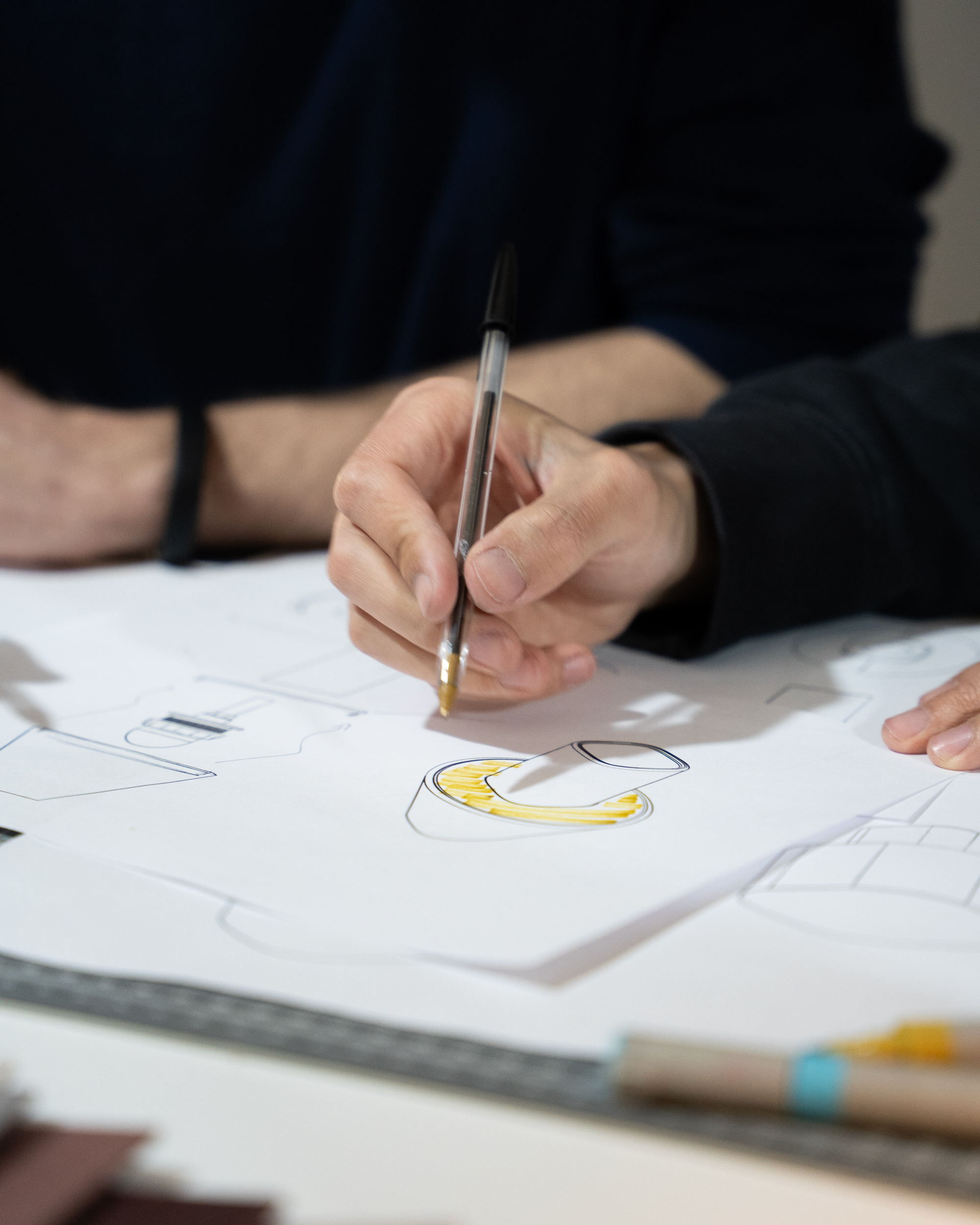 Desk lamp，product design，Lamp design，Bioplastics，Recycled plastics，desk lamp，Product rendering，industrial design，