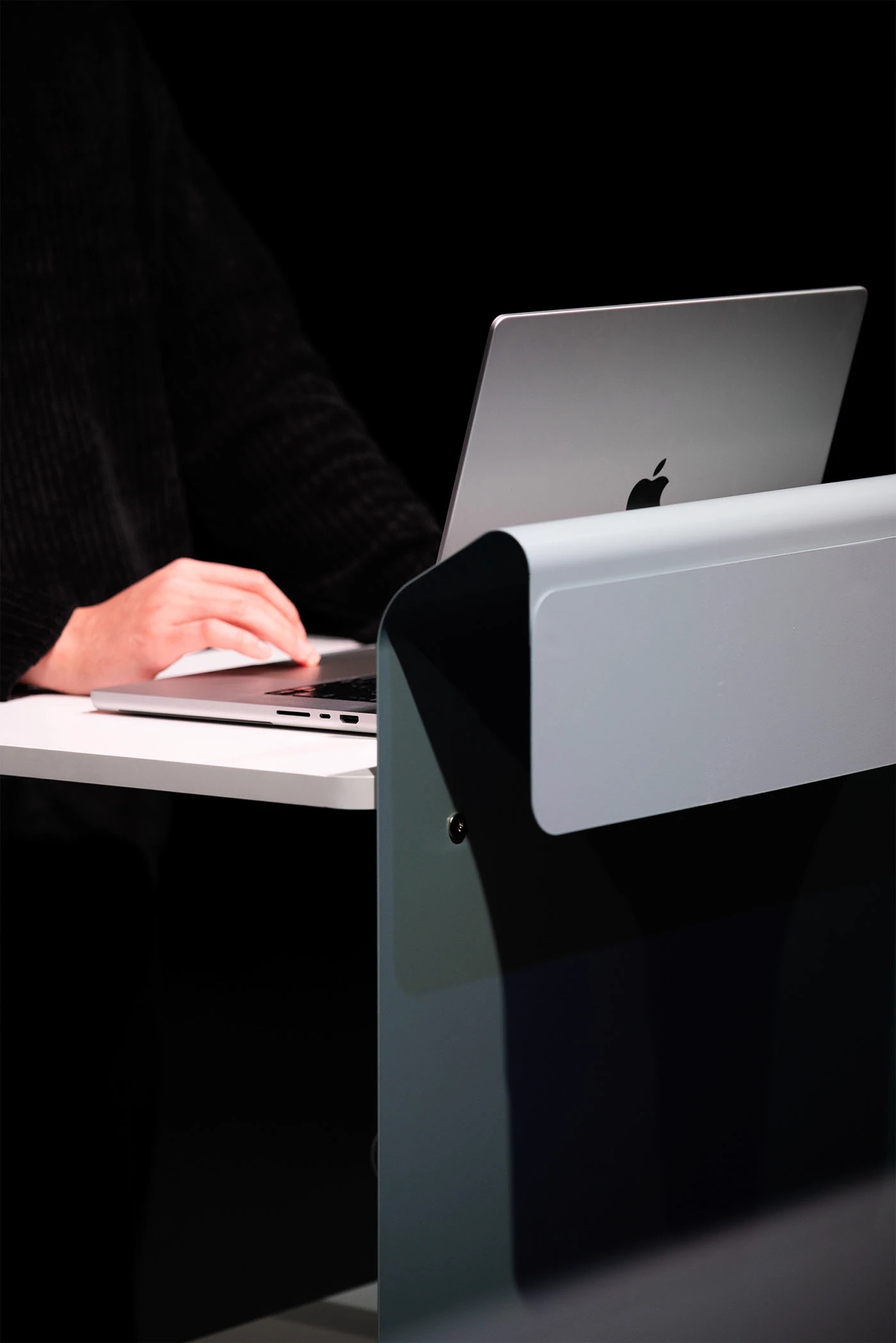 Office furniture ，desk，platform，Table，