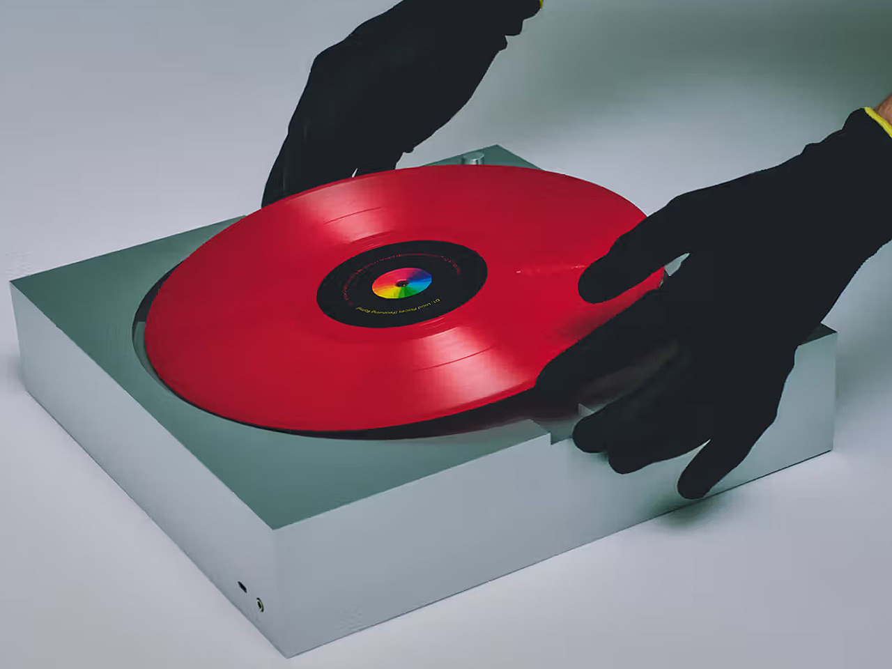 Aluminum，PP-1 turntable，Vinyl record，Digital convenience，