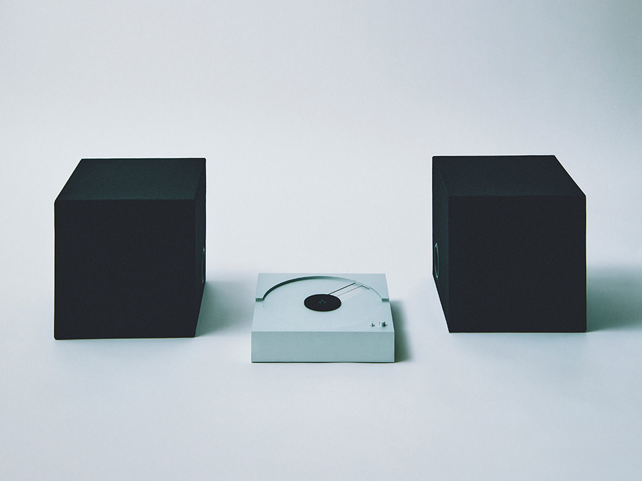 Aluminum，PP-1 turntable，Vinyl record，Digital convenience，