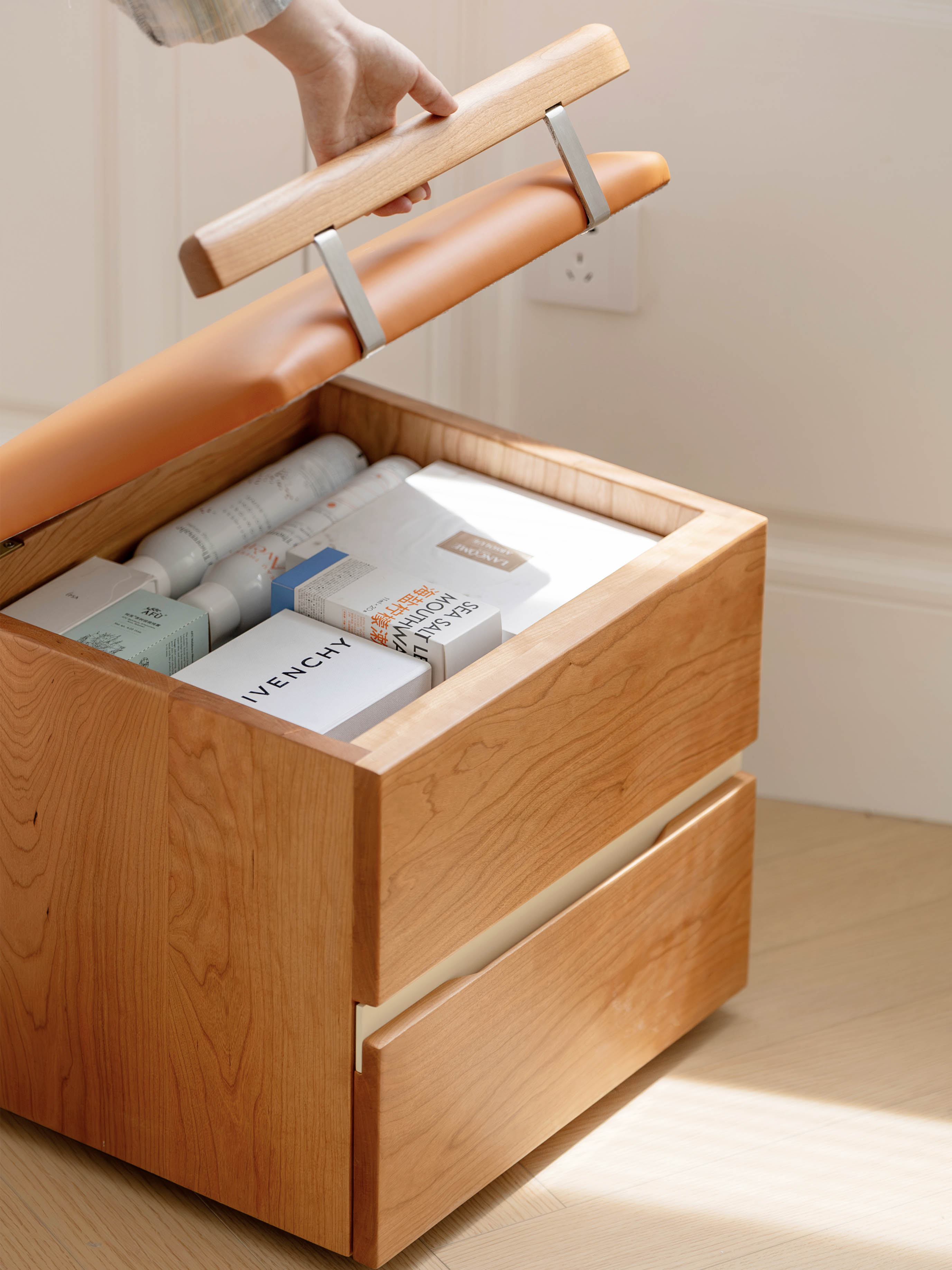 Solid wood furniture，Original design，Dresser design，Residential Furniture，furniture design ，