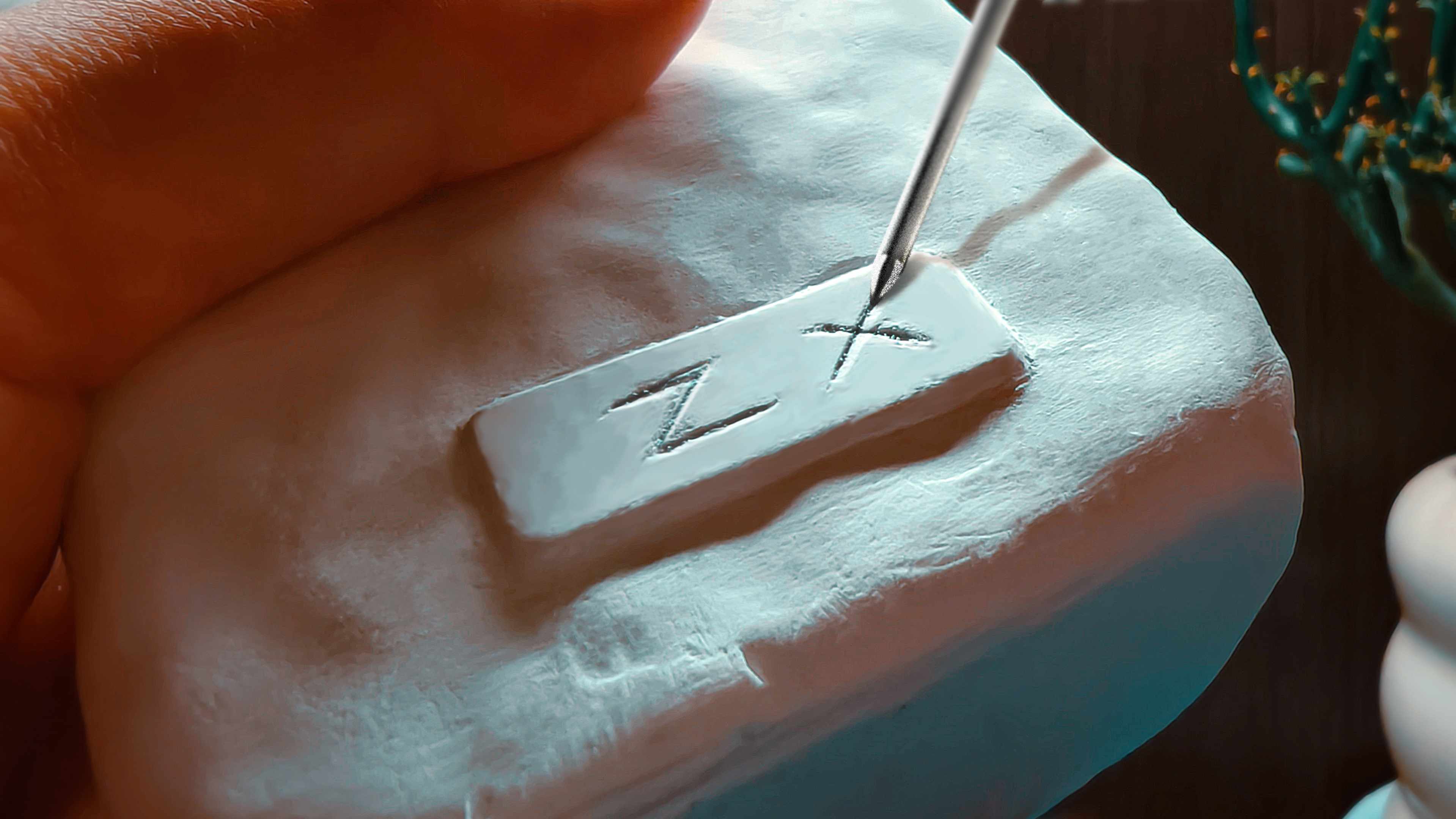 Smell is the carrier of memory，Sculpture，memory，Gypsum flare，embrace，taste，Aromatherapy，