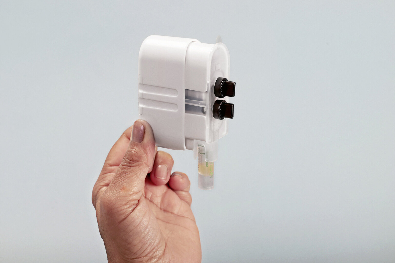 draw blood from the vein，