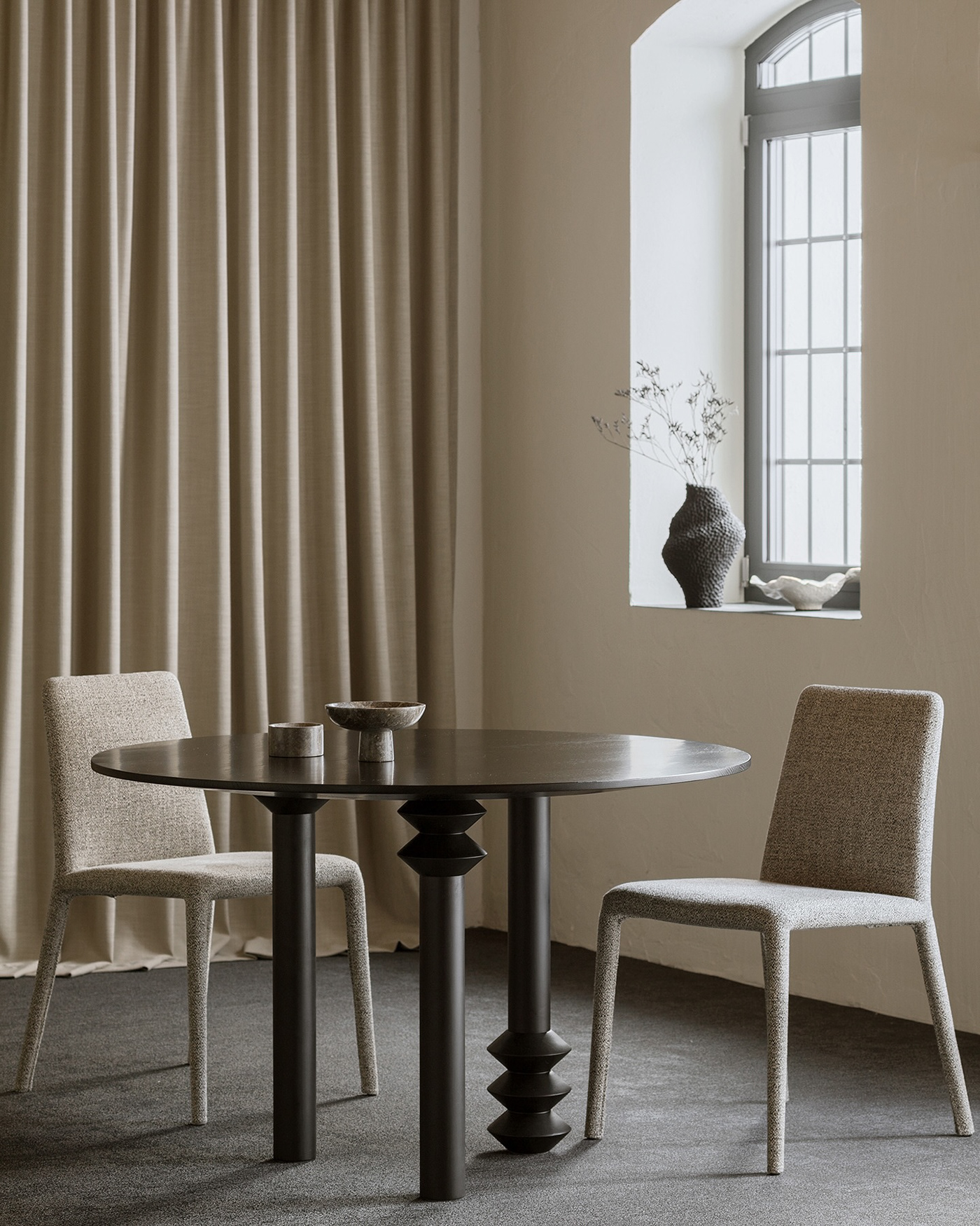 Nobonobo，table，Neoclassicism，Minimalism，practicability，