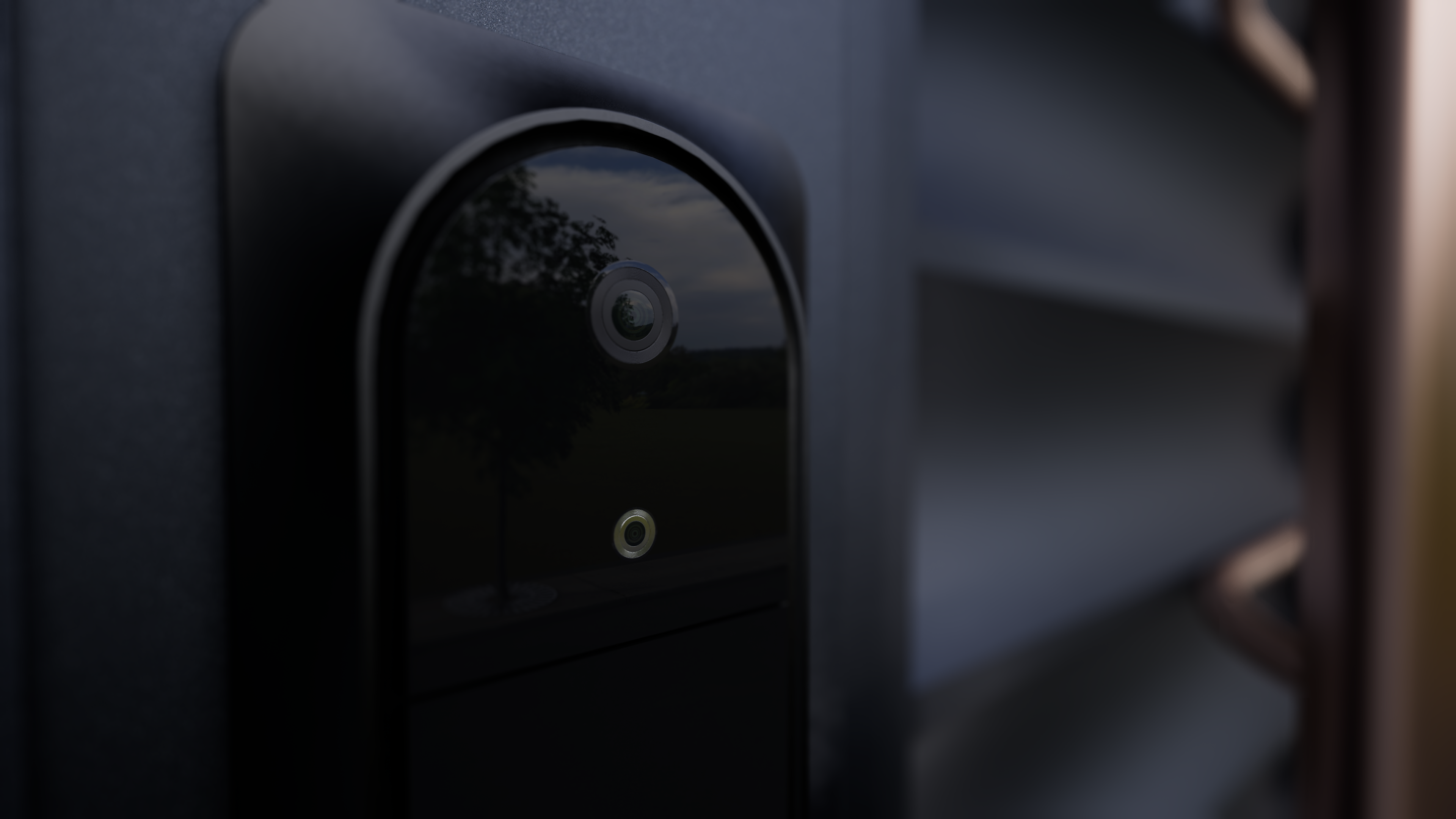 Intelligent door lock，