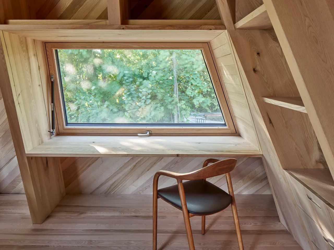 Anton II，residence，house，Architecture，