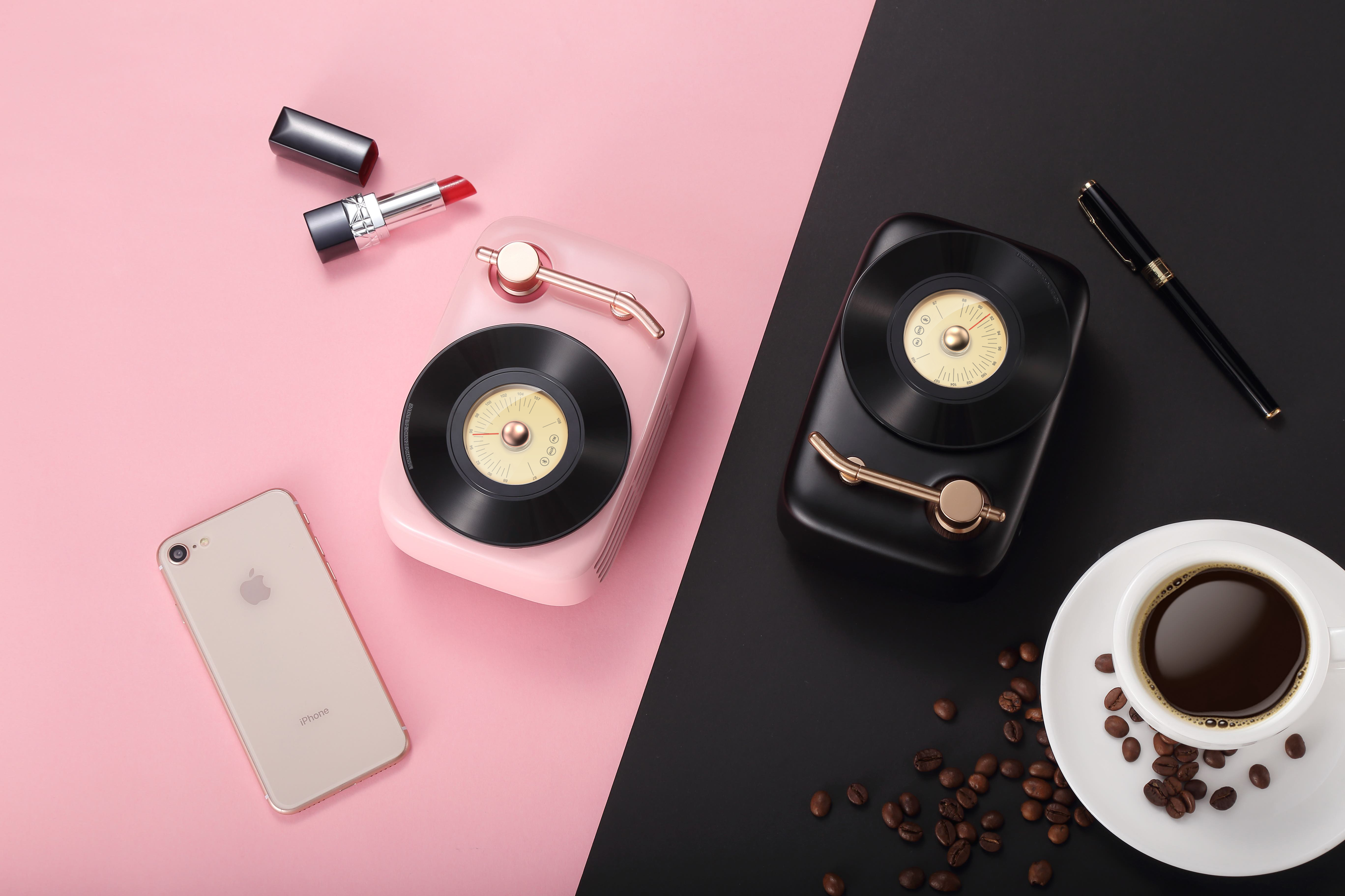 Black glue，jukebox，Bluetooth Speaker ，Mini speaker，Minor speaker，Retro Design ，