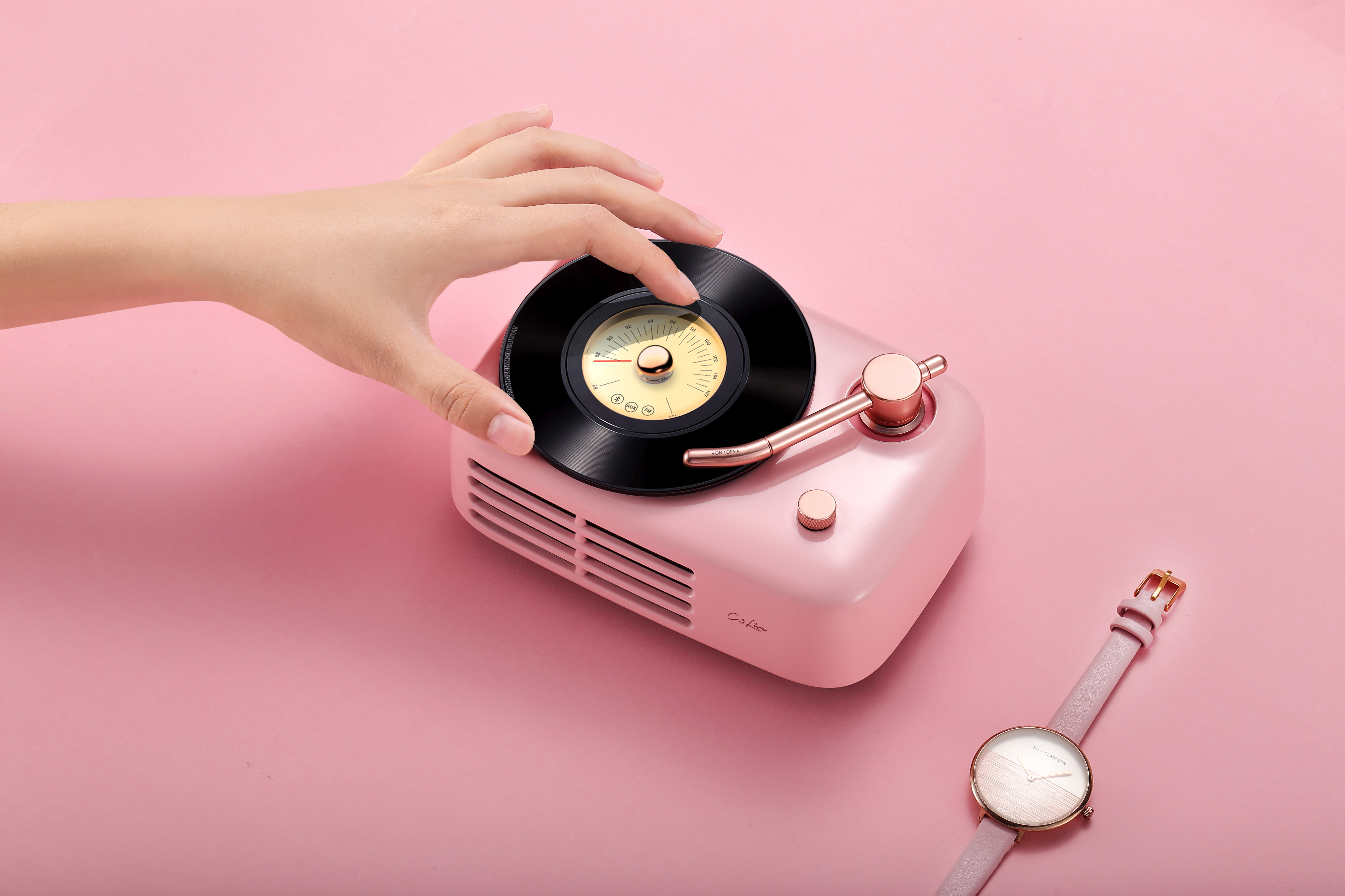 Black glue，jukebox，Bluetooth Speaker ，Mini speaker，Minor speaker，Retro Design ，