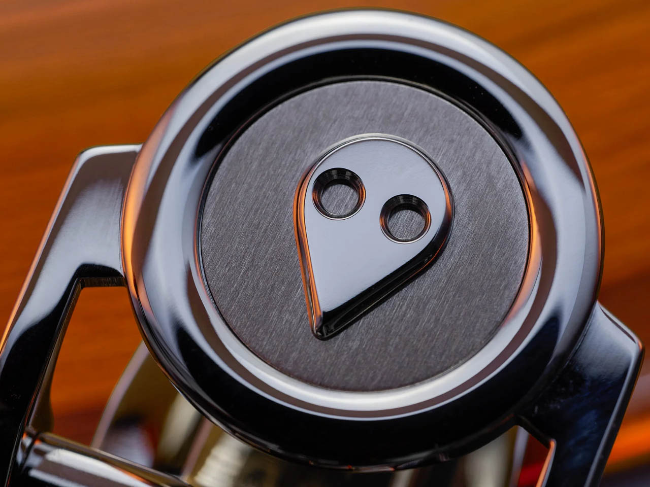 M.A.D. 2，Wristwatch，Wrist watch，Fashion products，