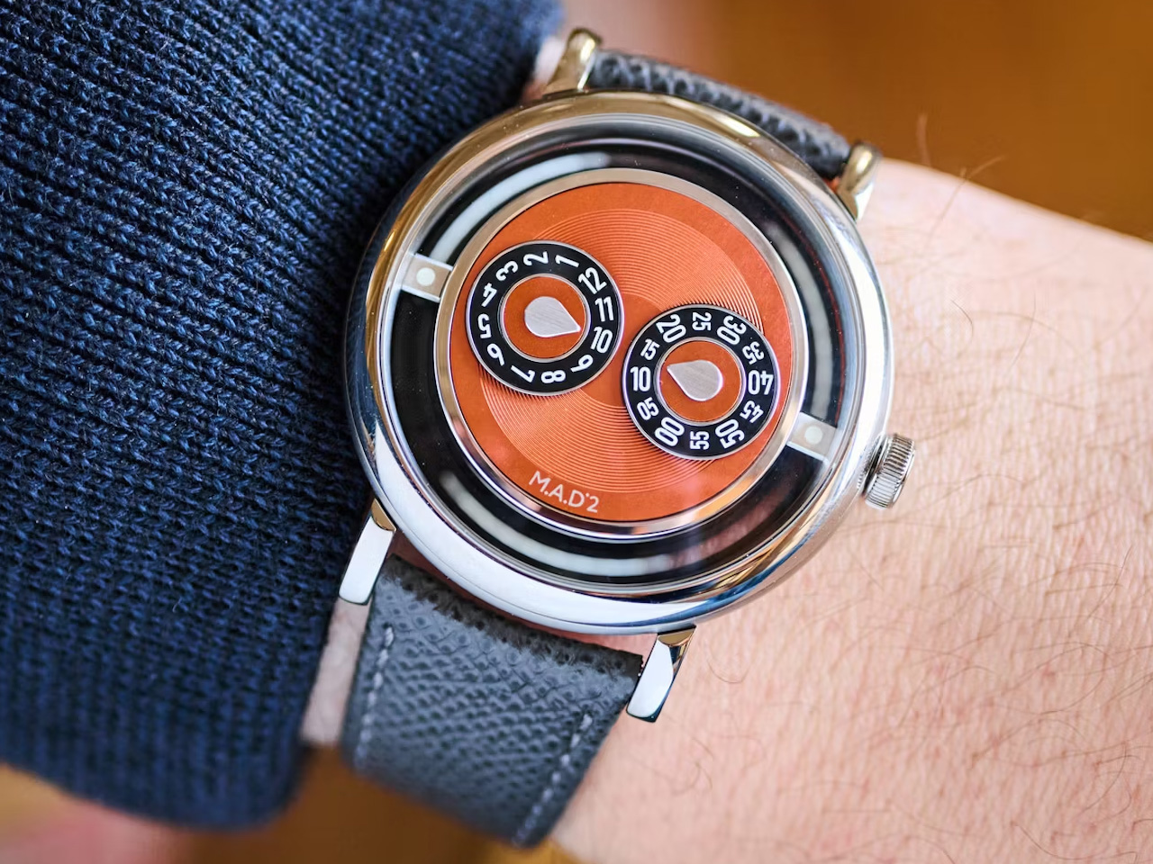 M.A.D. 2，Wristwatch，Wrist watch，Fashion products，