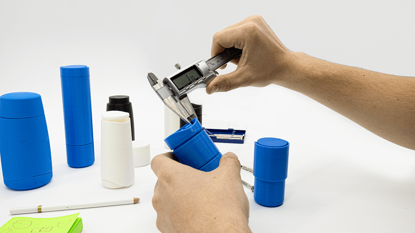 NUBE，refillable hand pump spray container，packing design，originality，